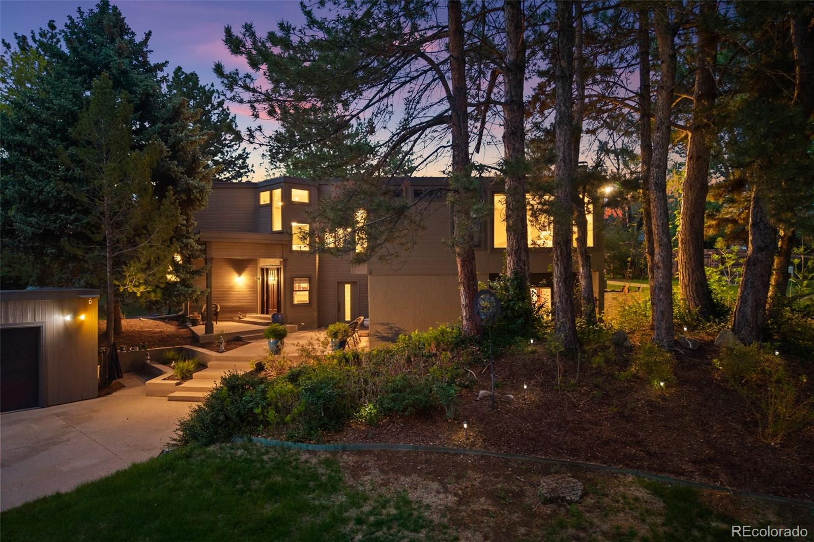 9855 E Dorado Ave, Greenwood Village, CO 80111