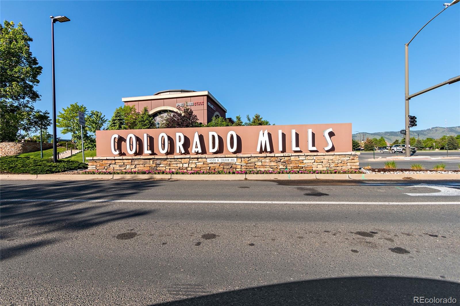 1065 Dudley St, Lakewood, CO 80215