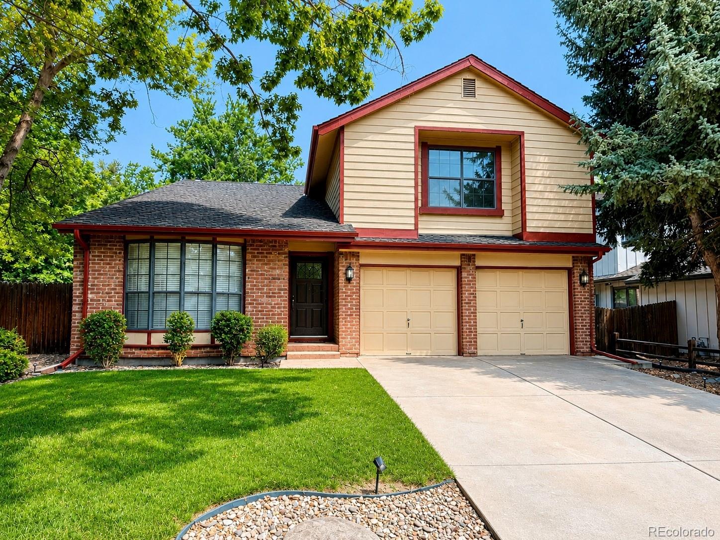 8168 Dover Cir, Arvada, CO 80005