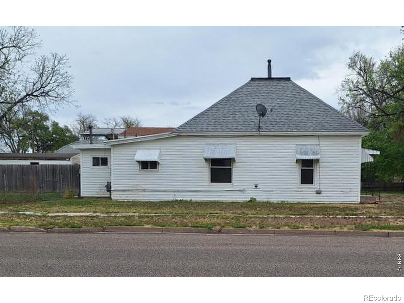 430 Walnut St, Sterling, CO 80751
