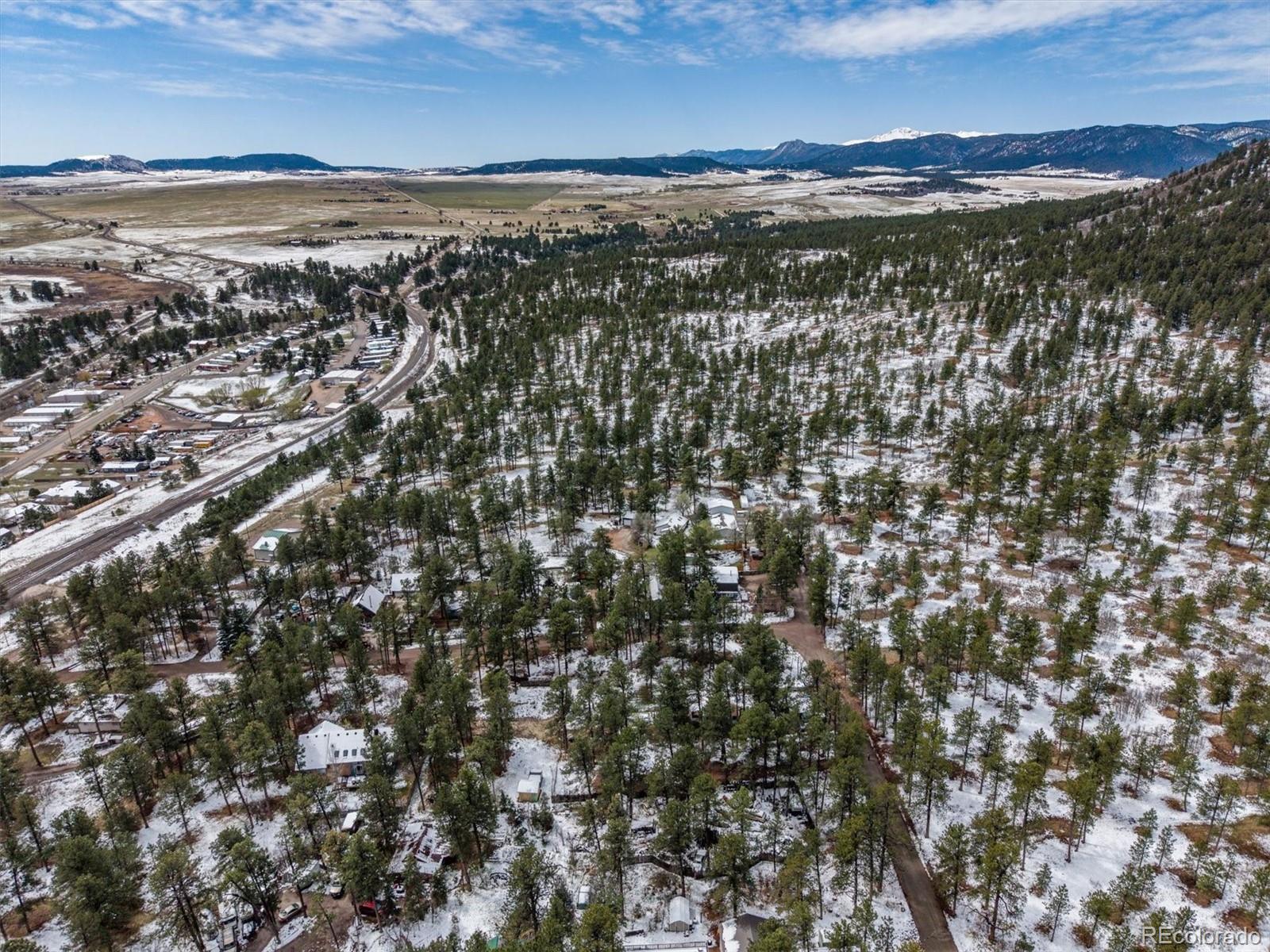 9231 Curtis Rd, Larkspur, CO 80118