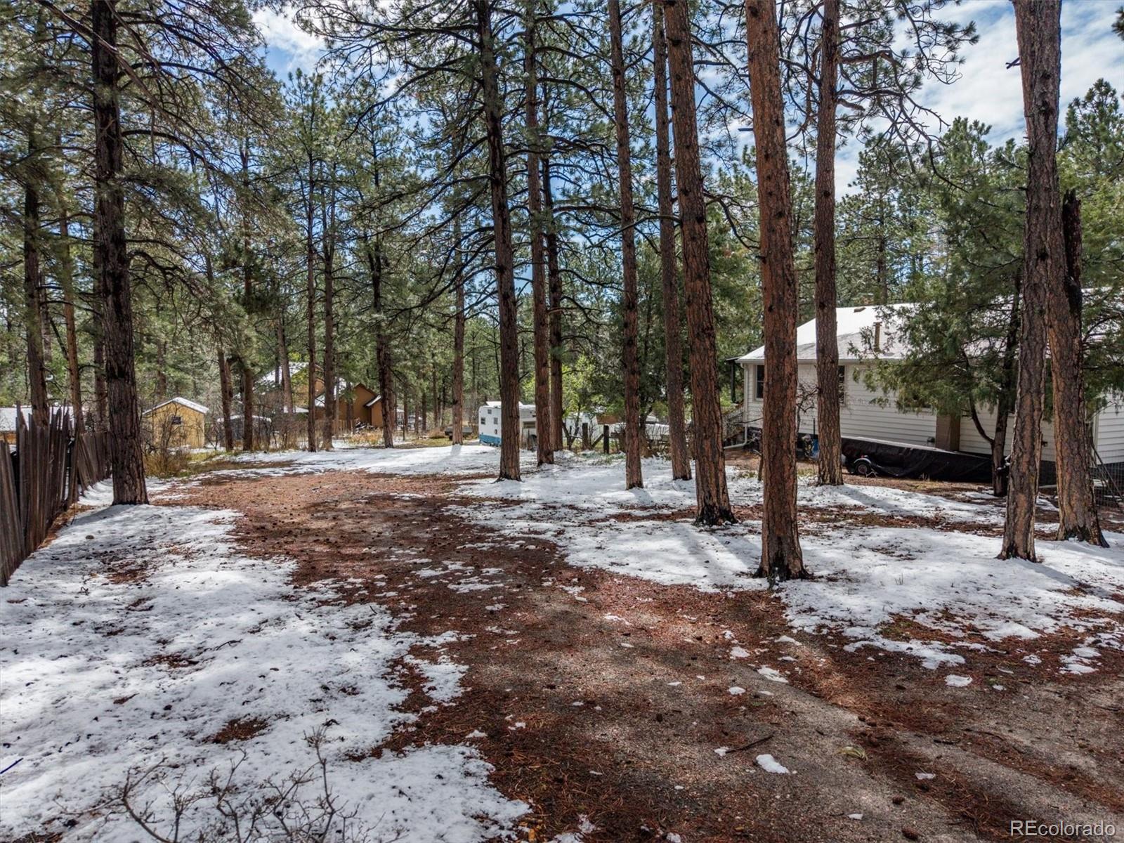 9231 Curtis Rd, Larkspur, CO 80118