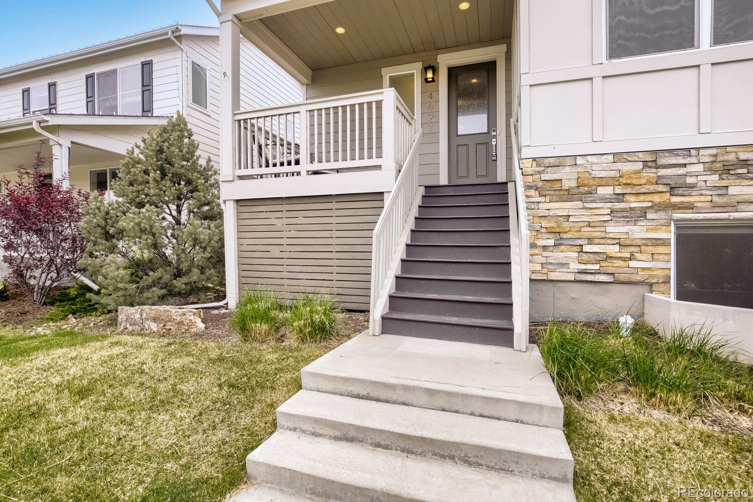 4692 Clear Creek Dr, Longmont, CO 80504