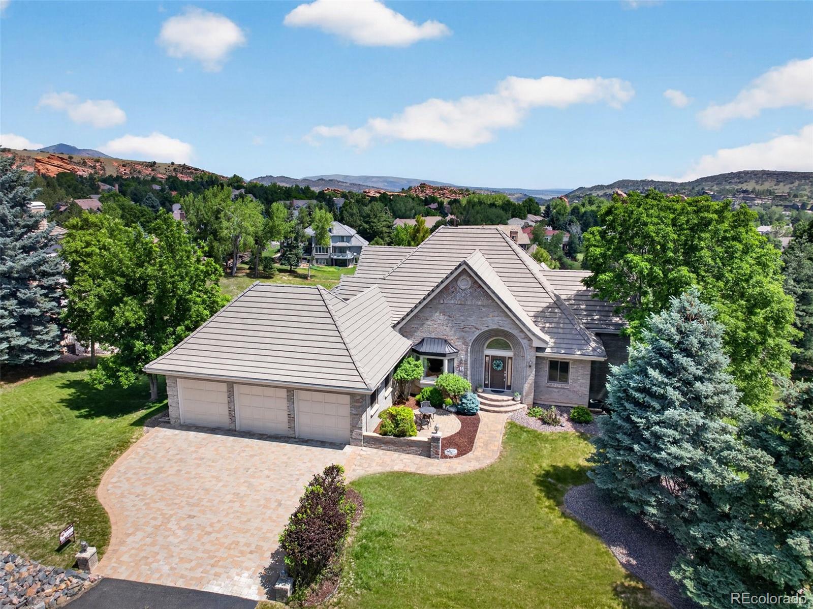 5 Catamount Ln, Littleton, CO 80127
