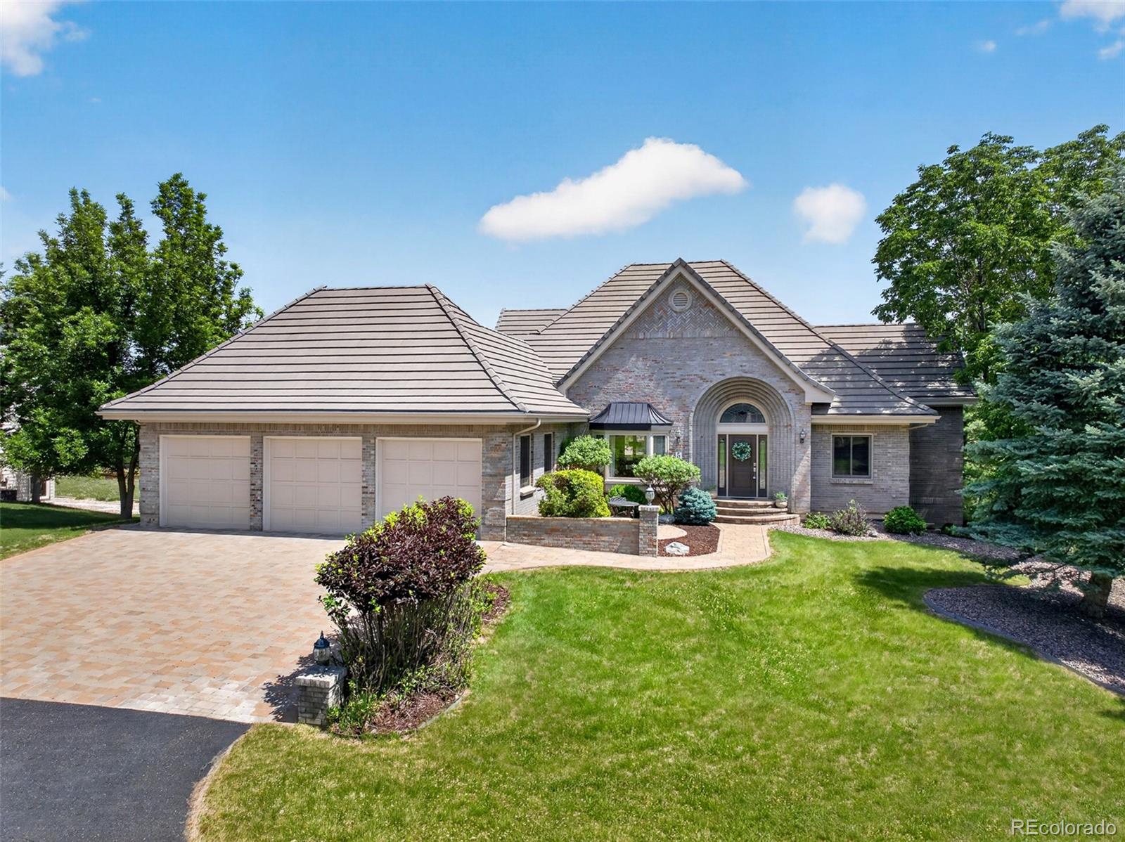 5 Catamount Ln, Littleton, CO 80127