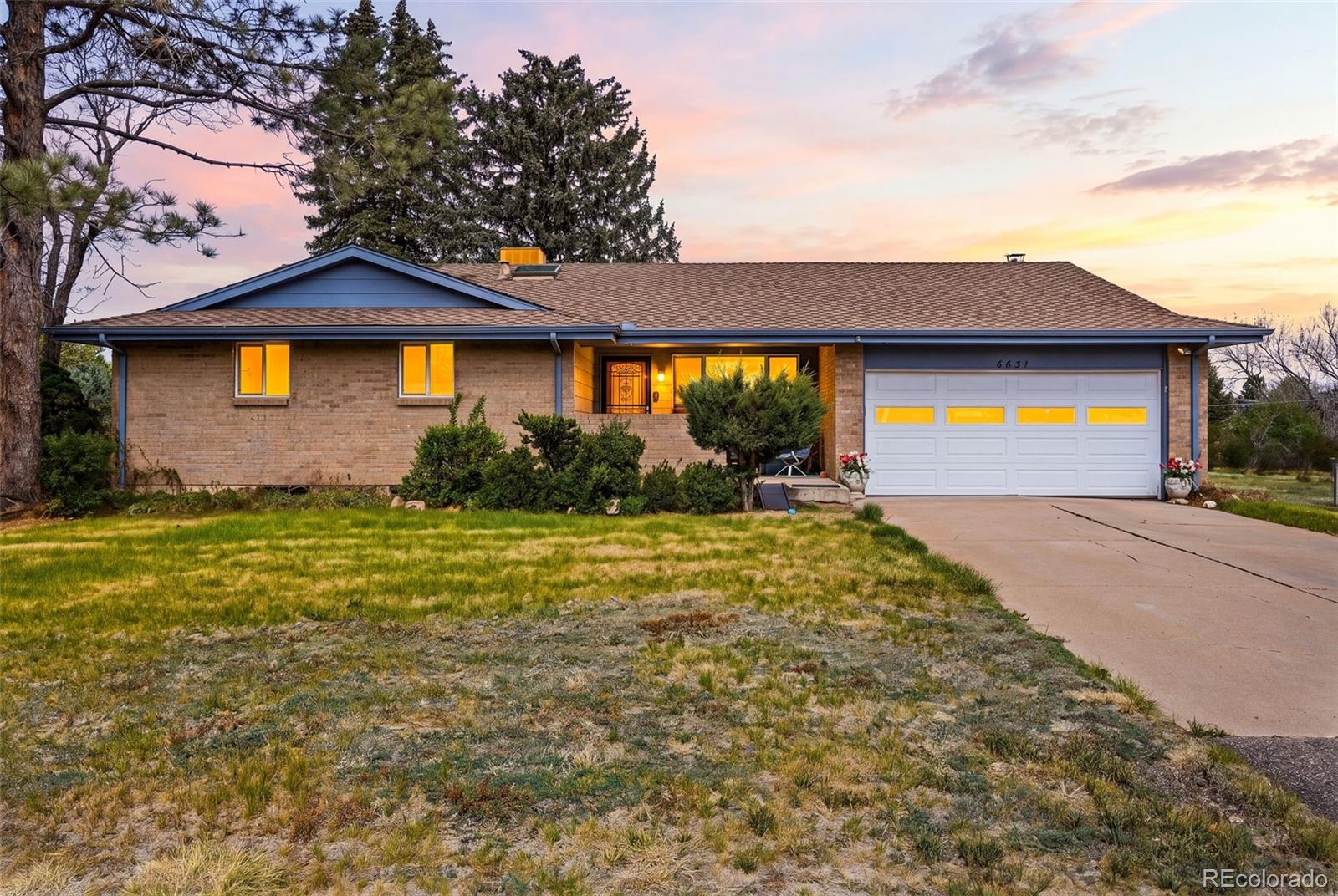6631 S Billings Way, Centennial, CO 80111