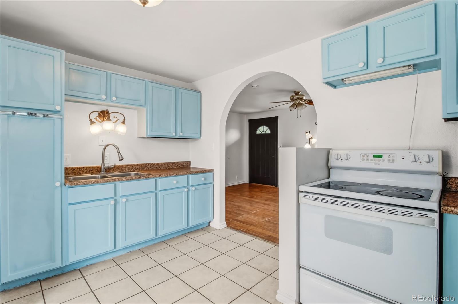 2217 Ontario Dr, Colorado Springs, CO 80910