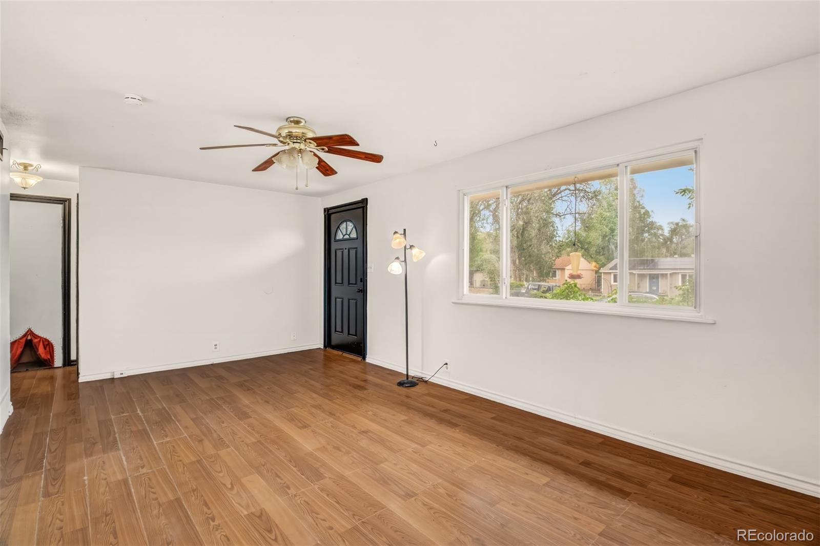 2217 Ontario Dr, Colorado Springs, CO 80910