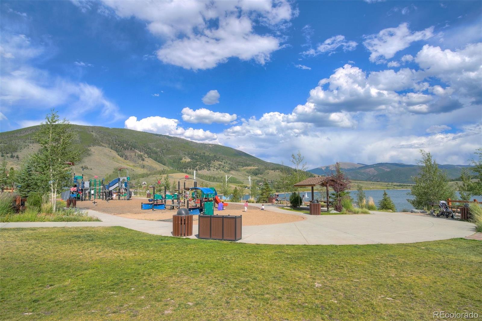113 Lookout Ridge Dr, Dillon, CO 80435