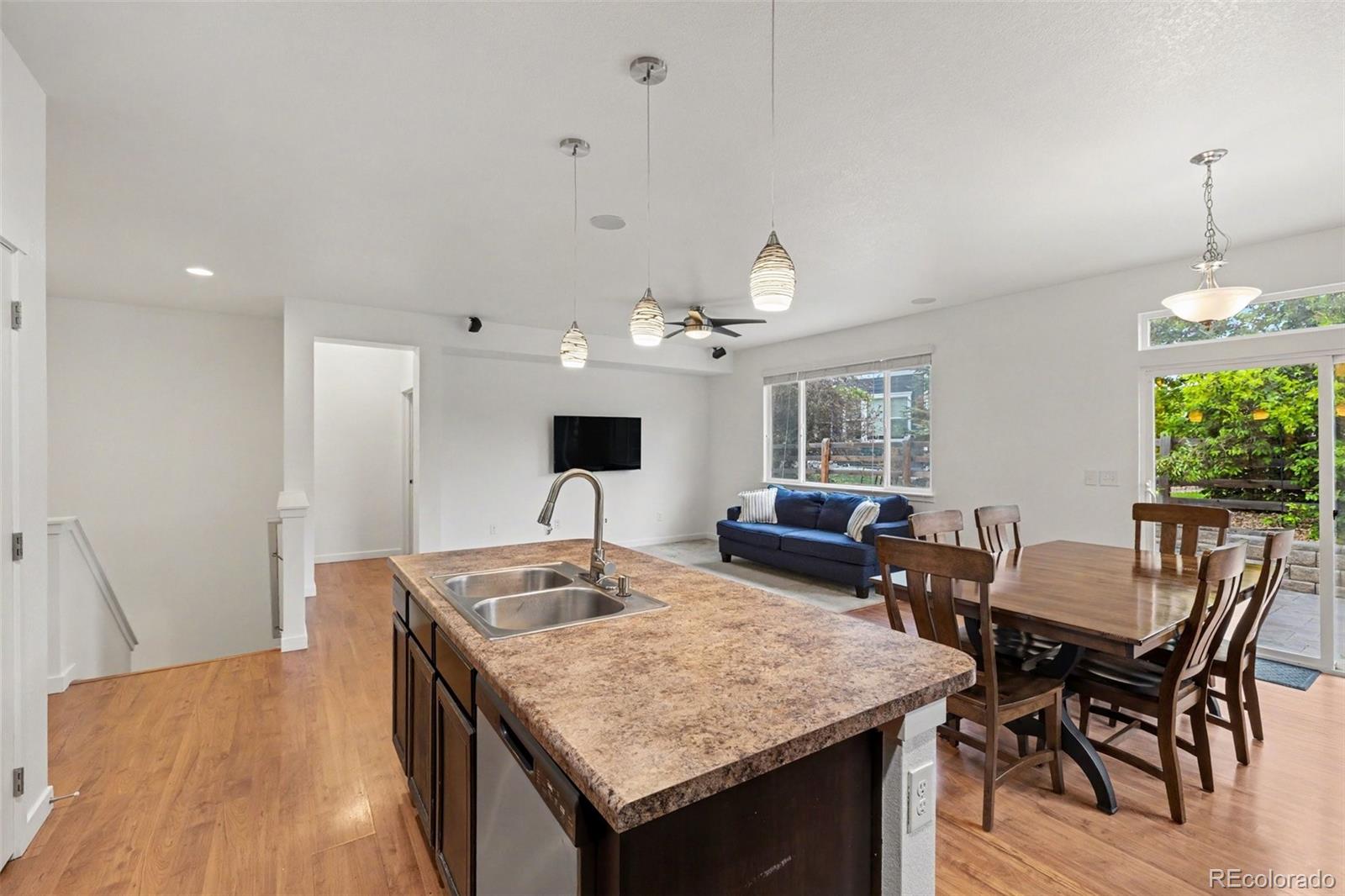 8922 Ellis St, Arvada, CO 80005