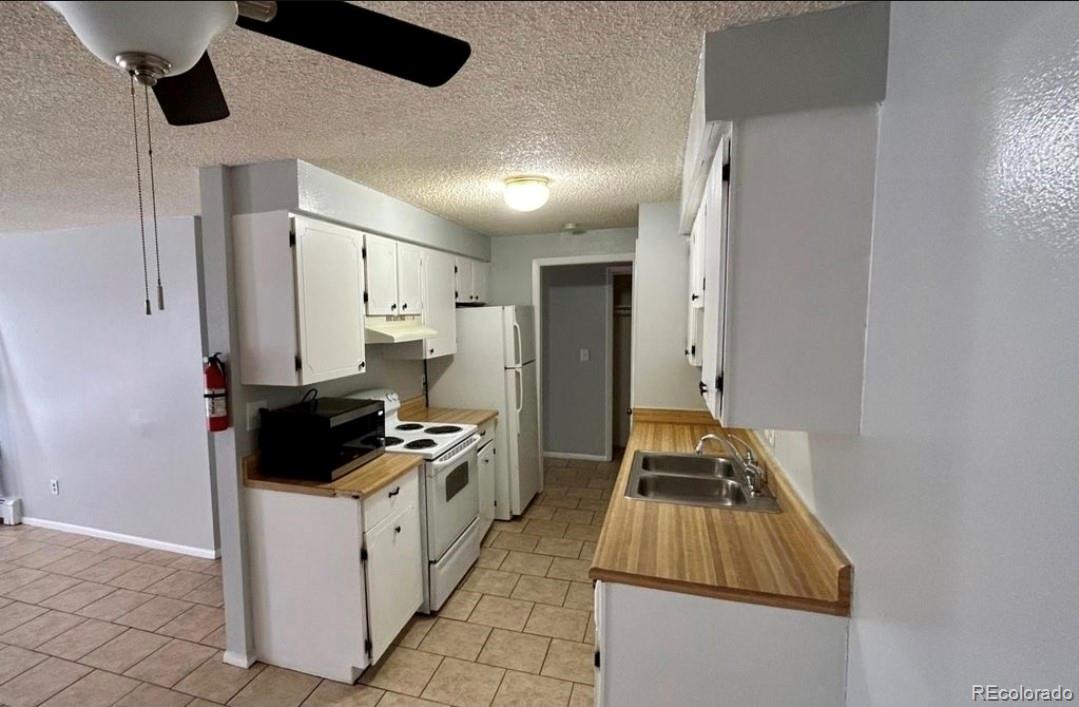 561 Geneva St #200, Aurora, CO 80010