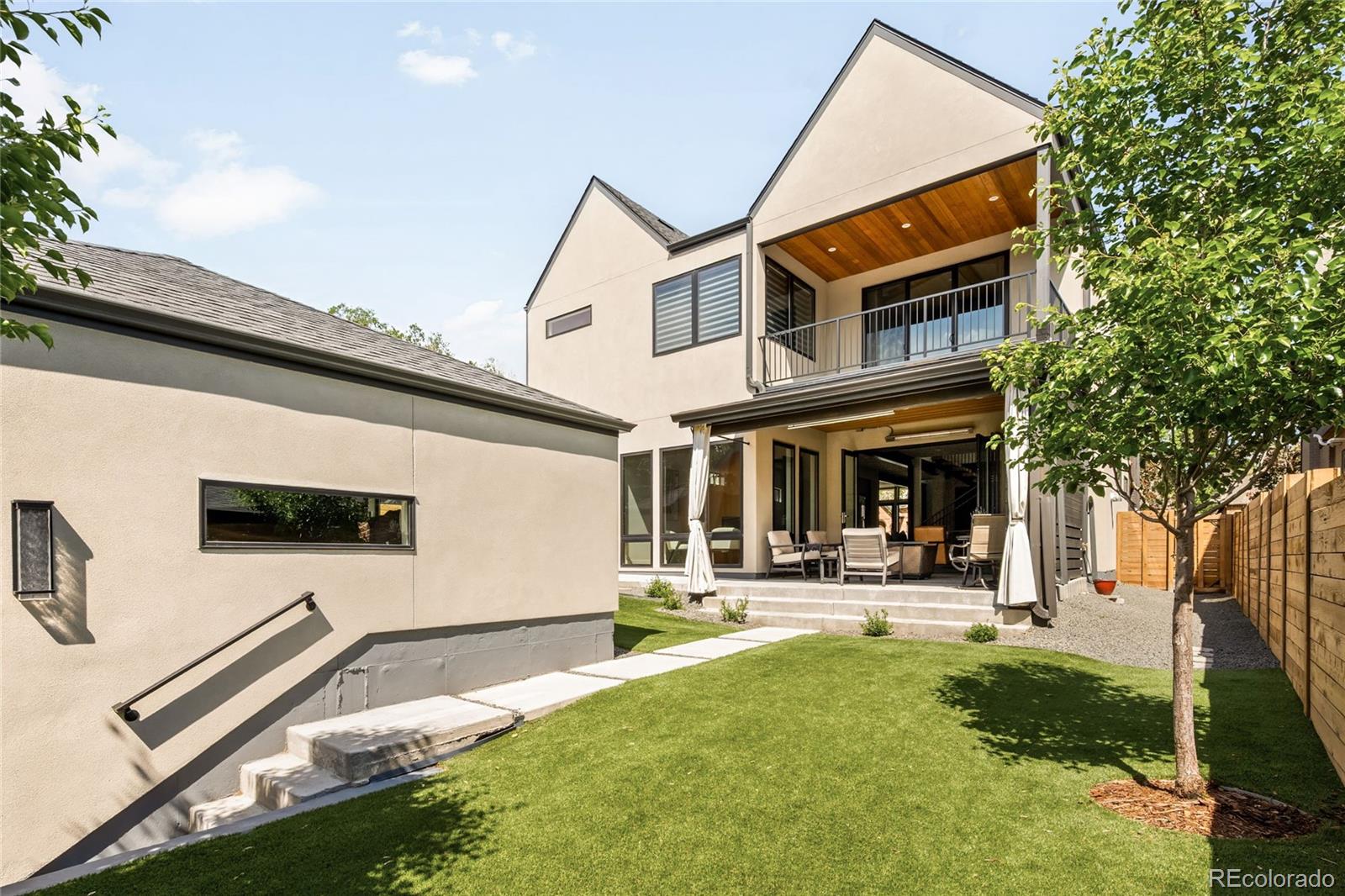 1055 S Josephine St, Denver, CO 80209