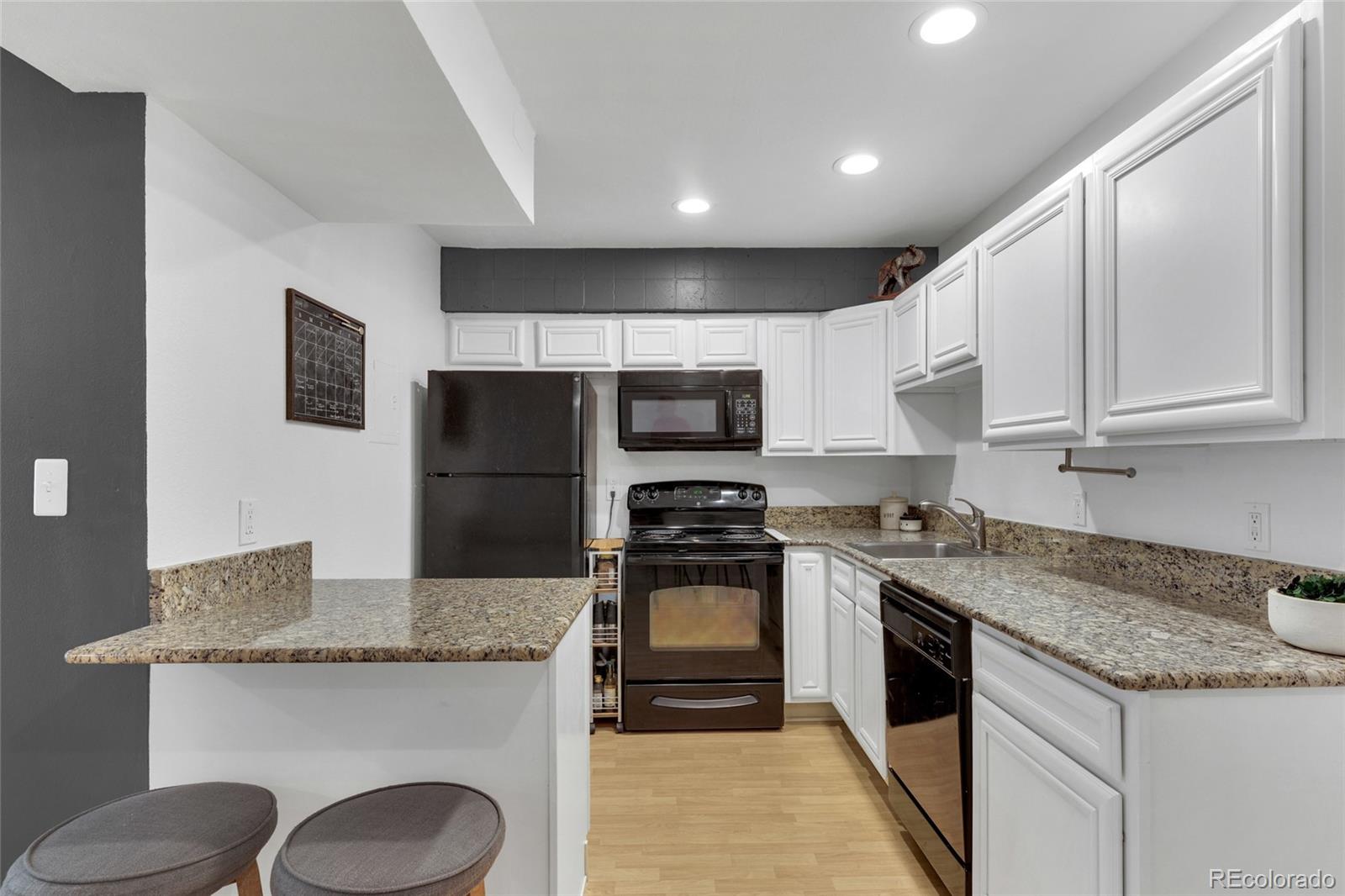 5300 E Cherry Creek South Dr #1211, Denver, CO 80246