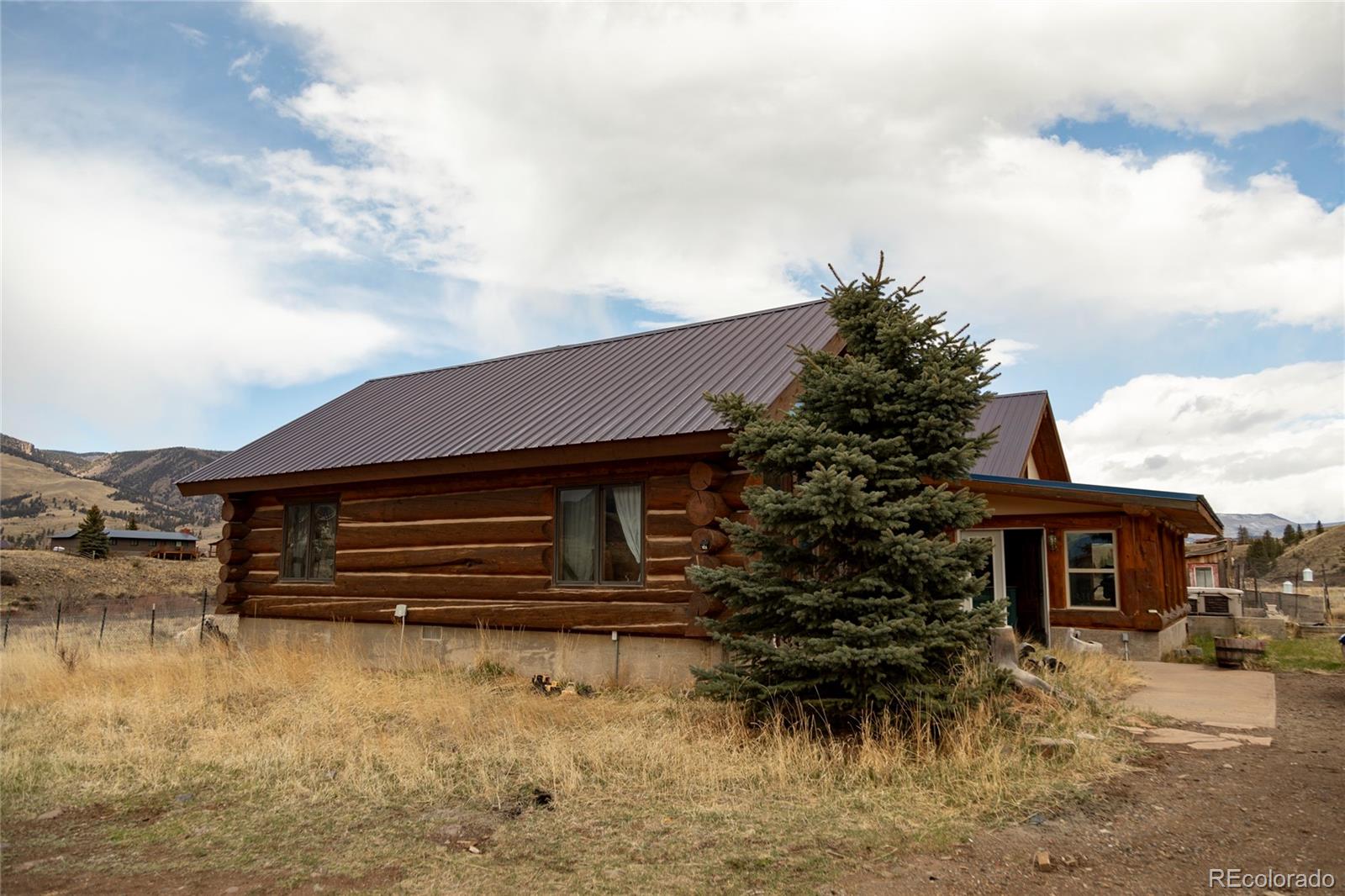 108 Forest Rd #552, Creede, CO 81130