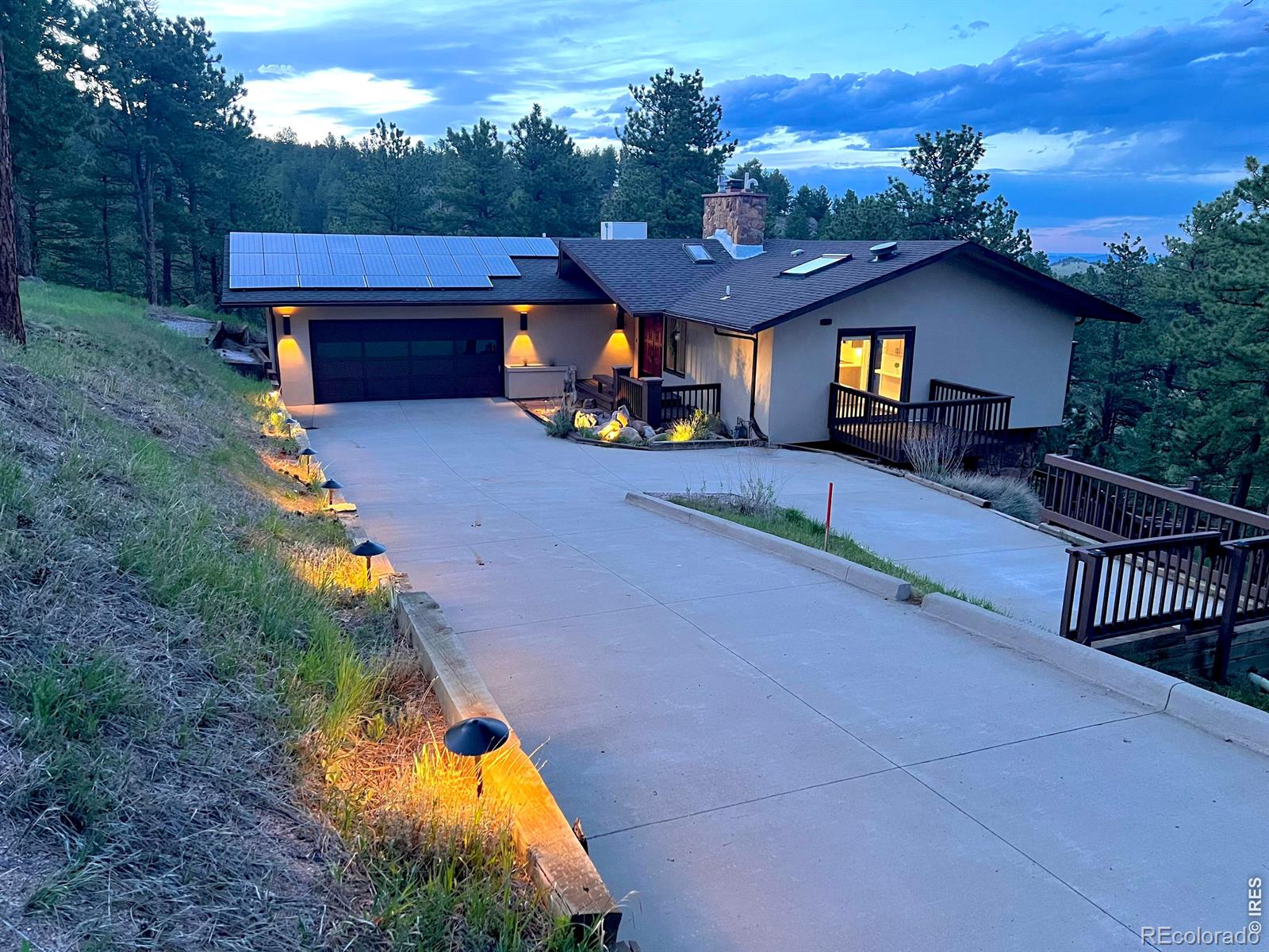 76 Pine Tree Ln, Boulder, CO 80304