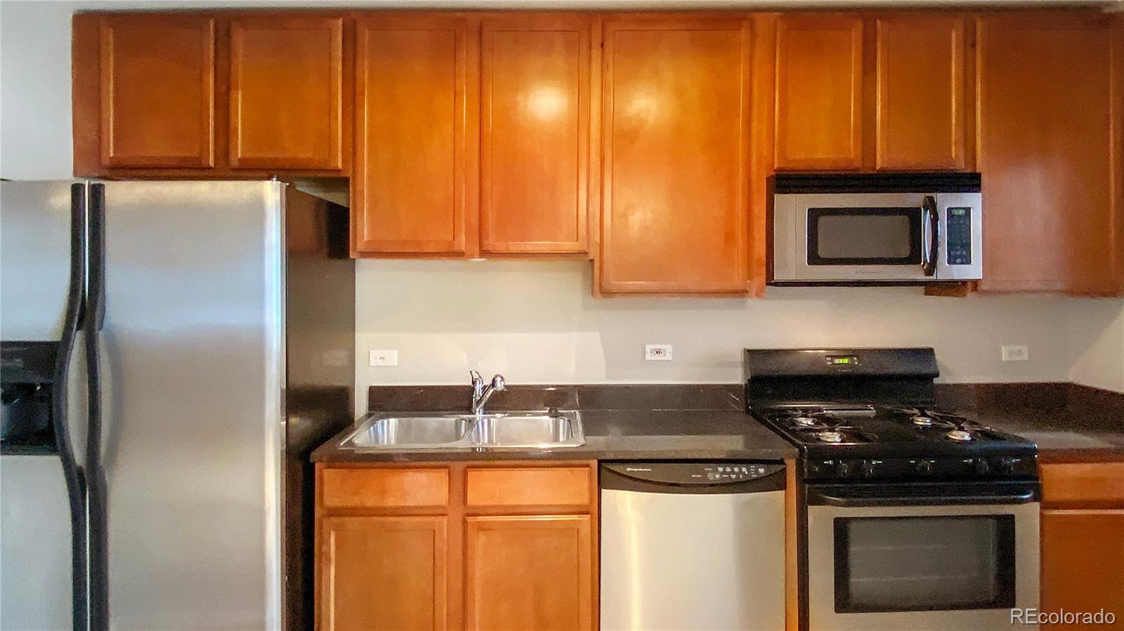 2100 N Franklin St #14, Denver, CO 80205