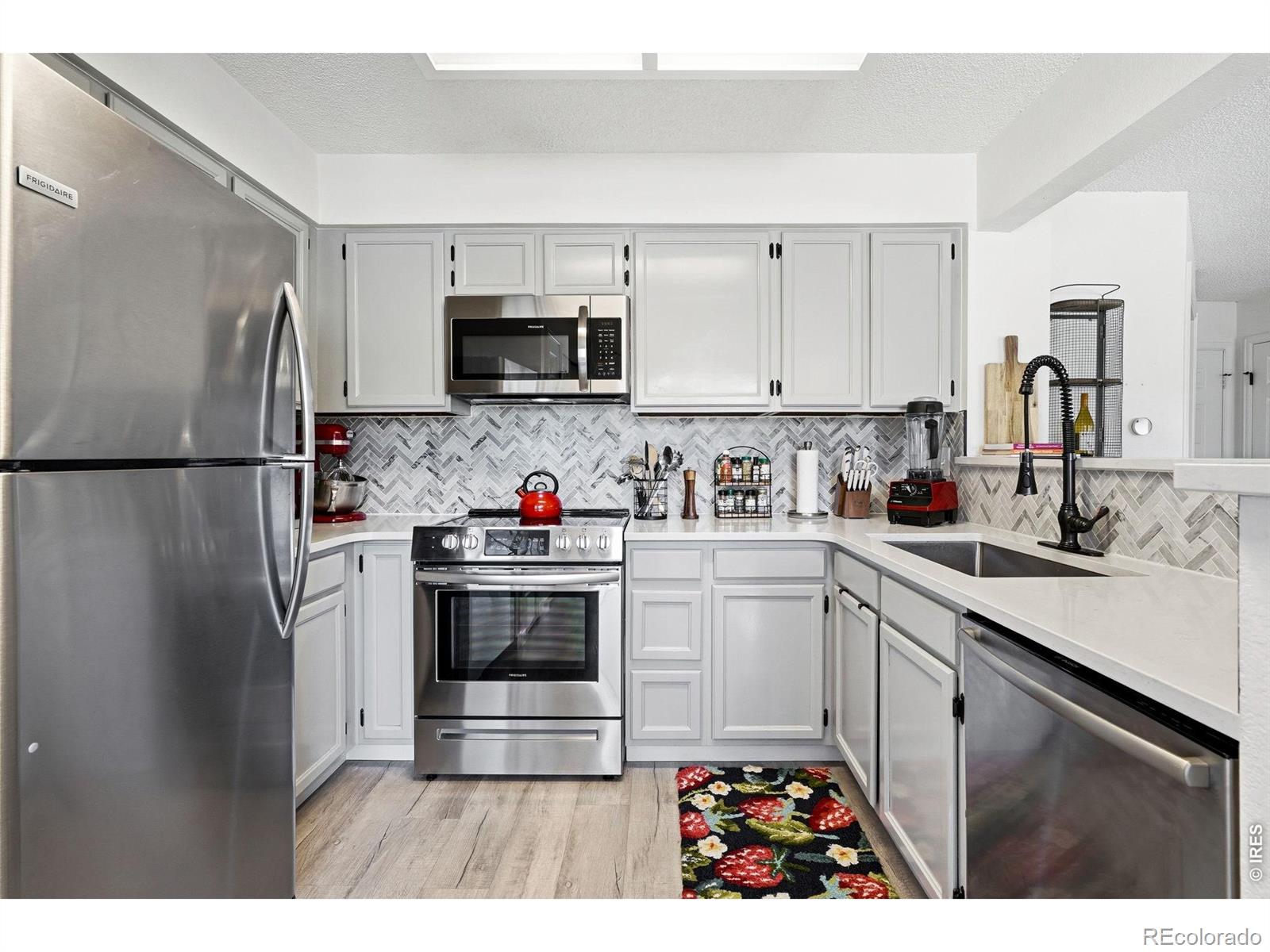 4827 White Rock Cir #E, Boulder, CO 80301