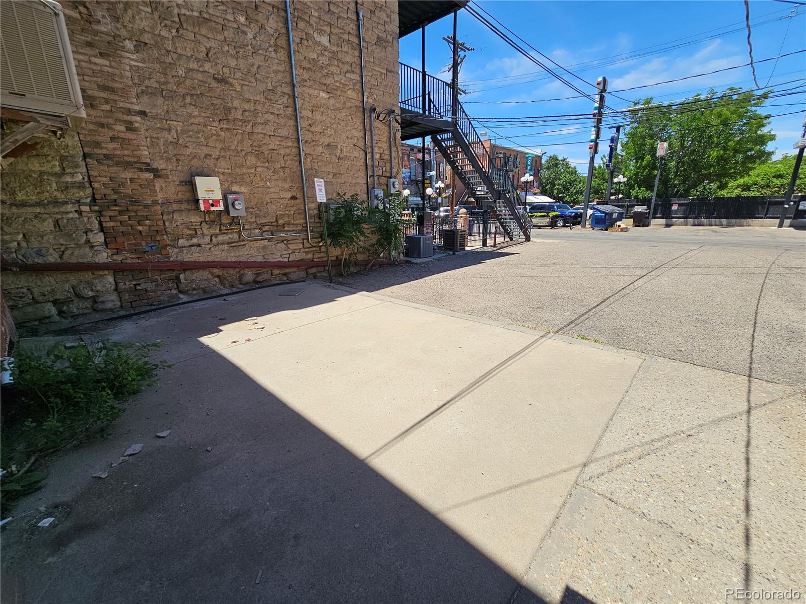 323 S Union Ave, Pueblo, CO 81003