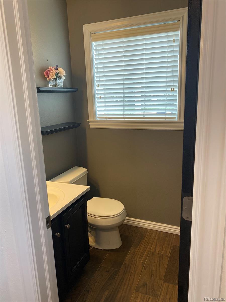 3866 Dyanna Dr, Thornton, CO 80241