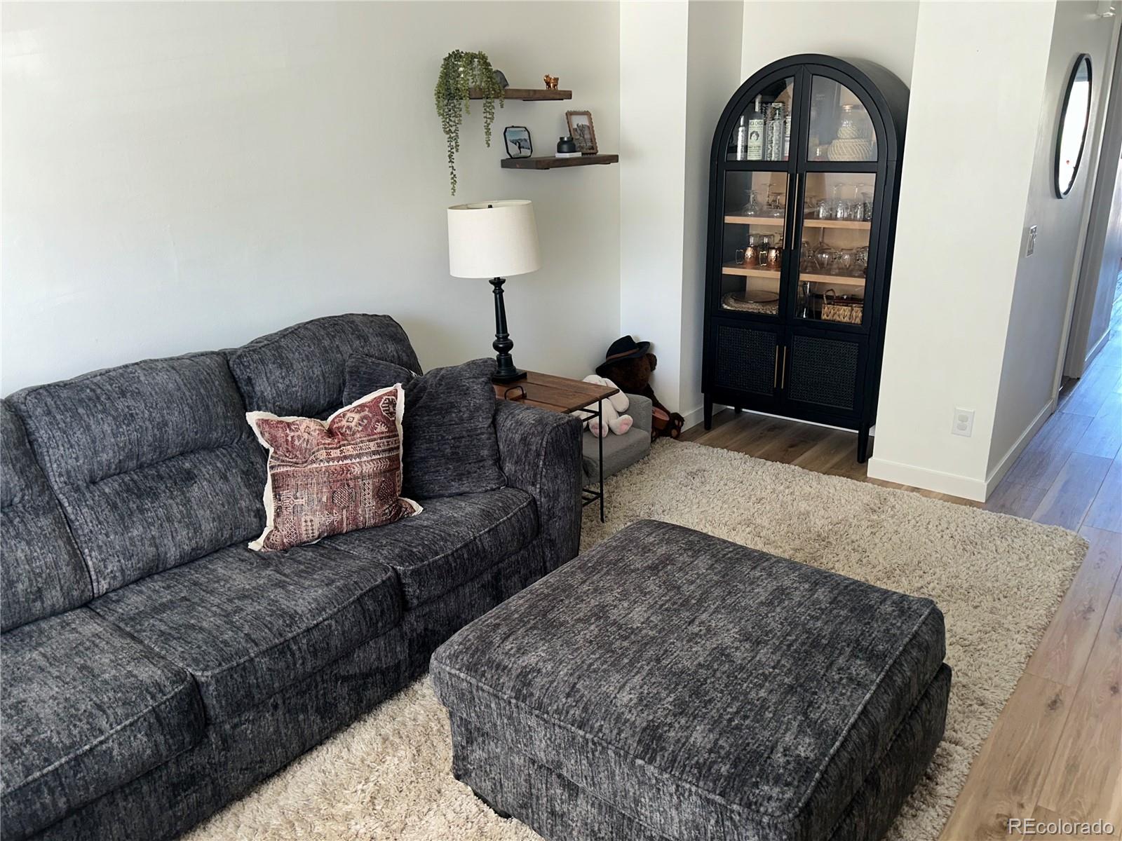 2085 Oakcrest Cir, Castle Rock, CO 80104