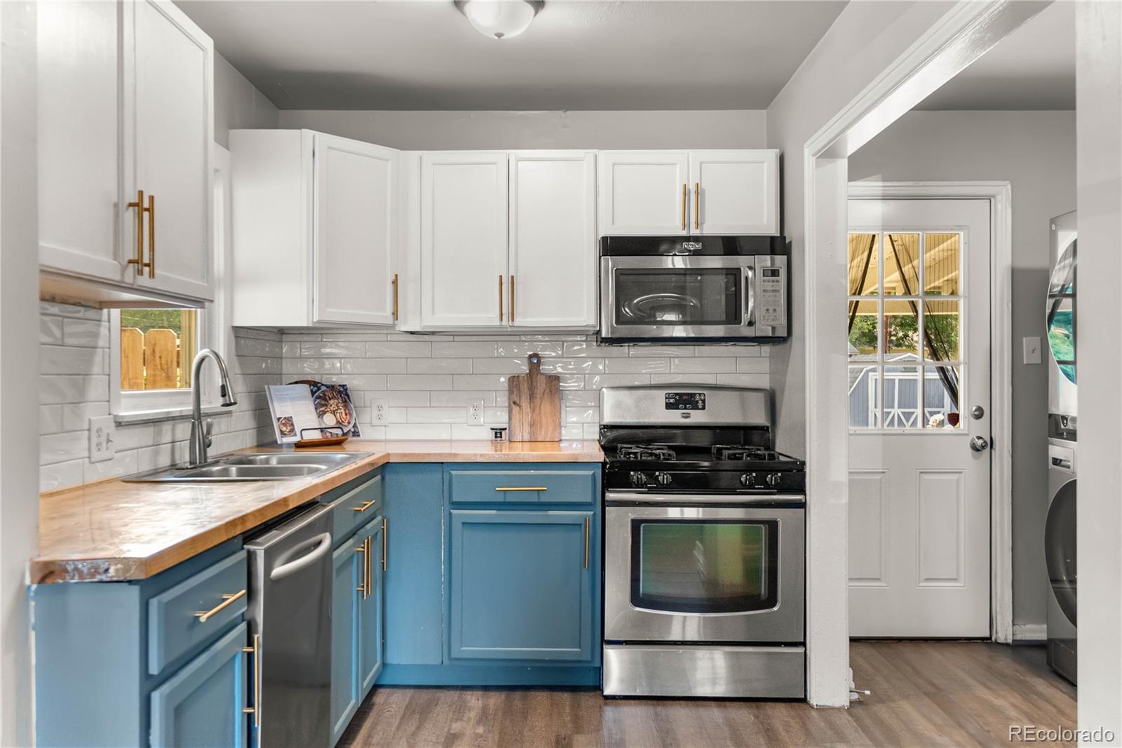 2035 S Julian Cir, Denver, CO 80219