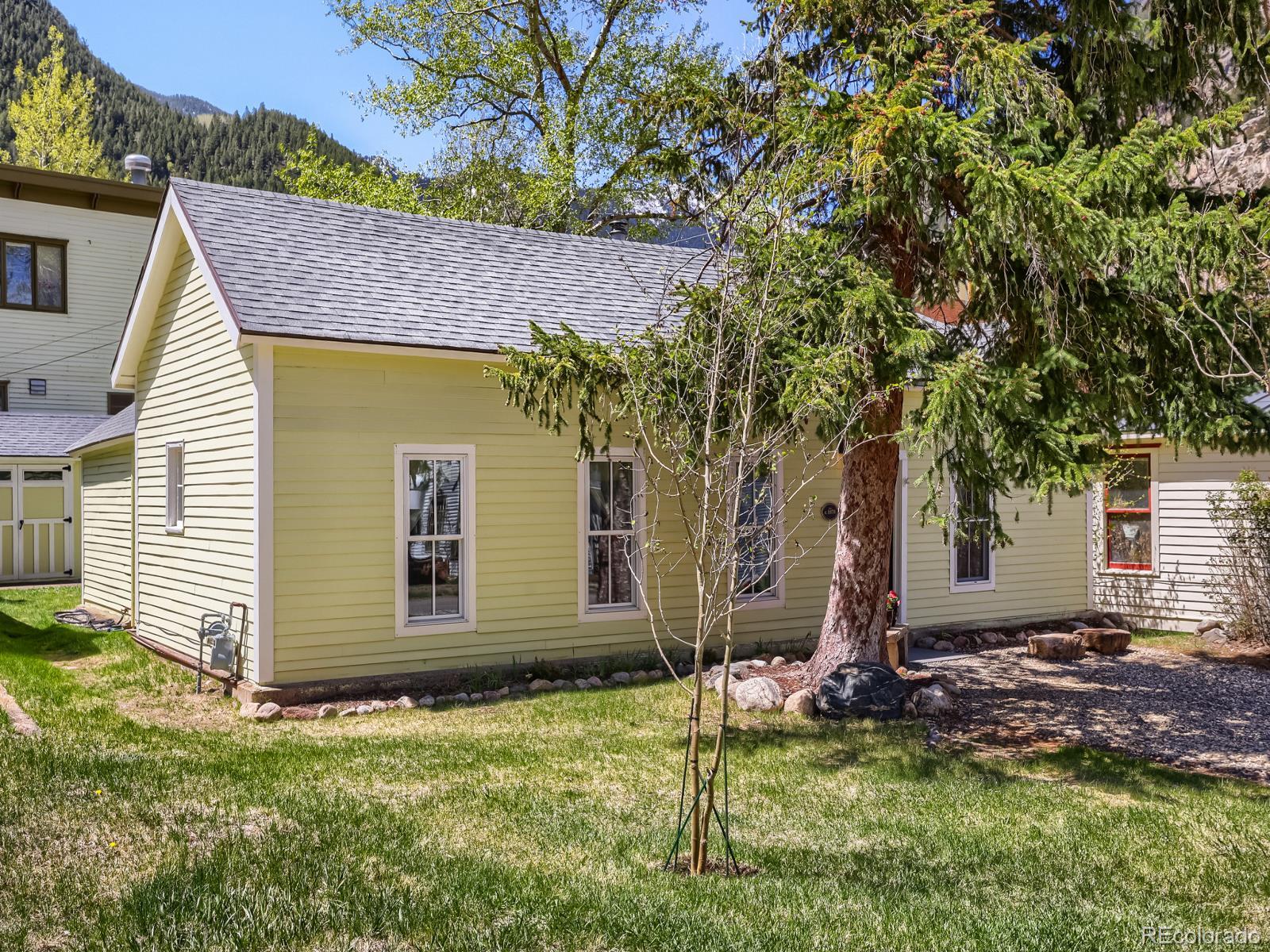 407 7th St, Georgetown, CO 80444