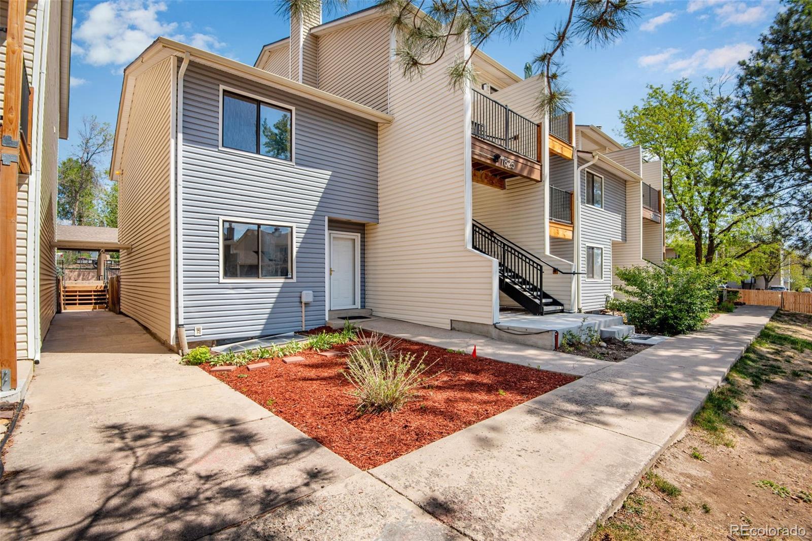7825 Barbara Ann Dr #J, Arvada, CO 80004