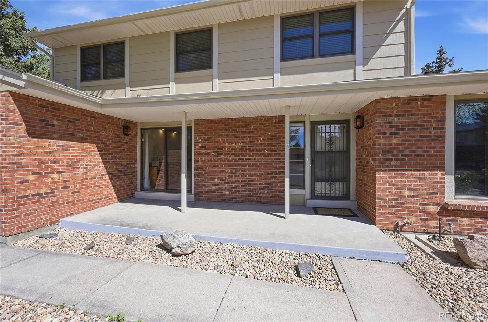 2688 S Macon Ct, Aurora, CO 80014