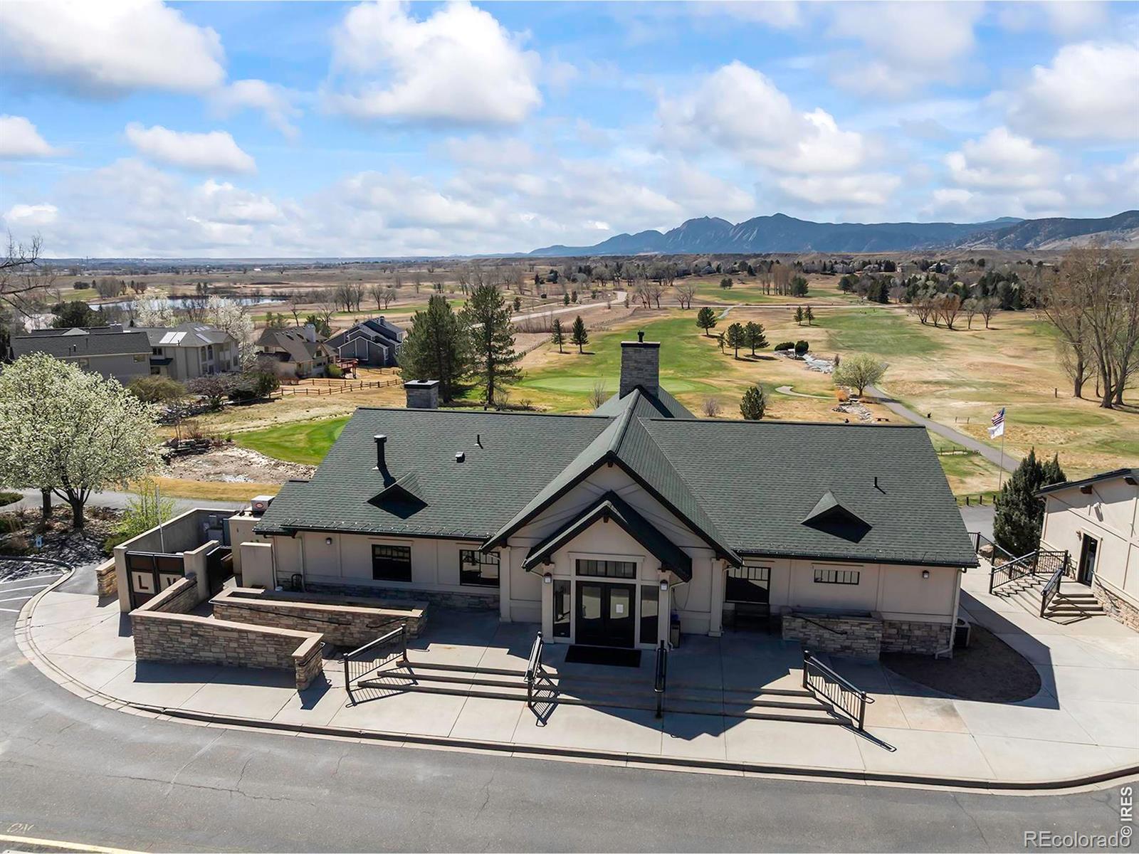 6641 Golf Club Dr, Longmont, CO 80503