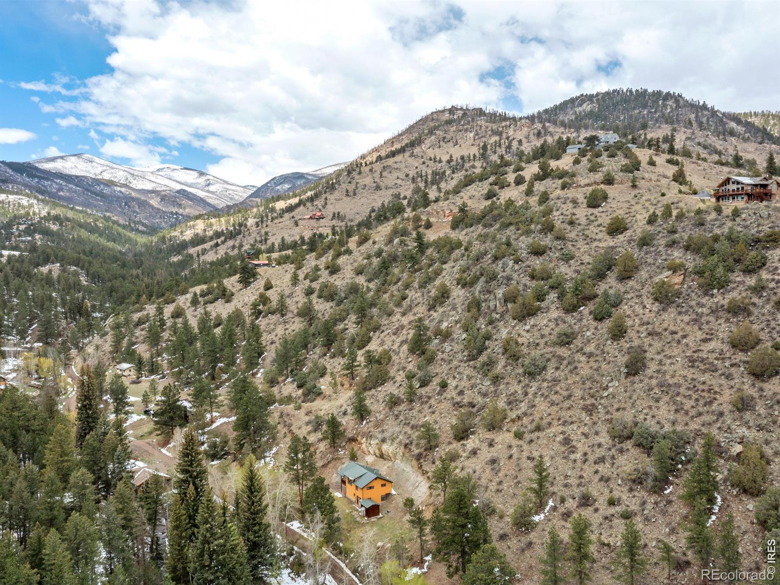 1002 Streamside Dr, Glen Haven, CO 80532