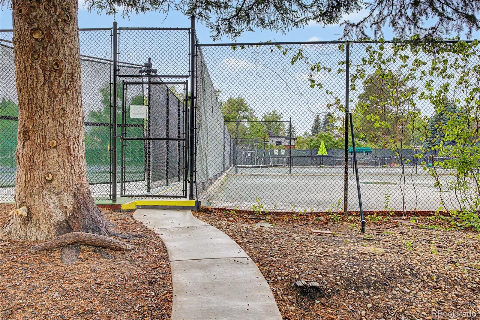 500 Glencoe St, Denver, CO 80220