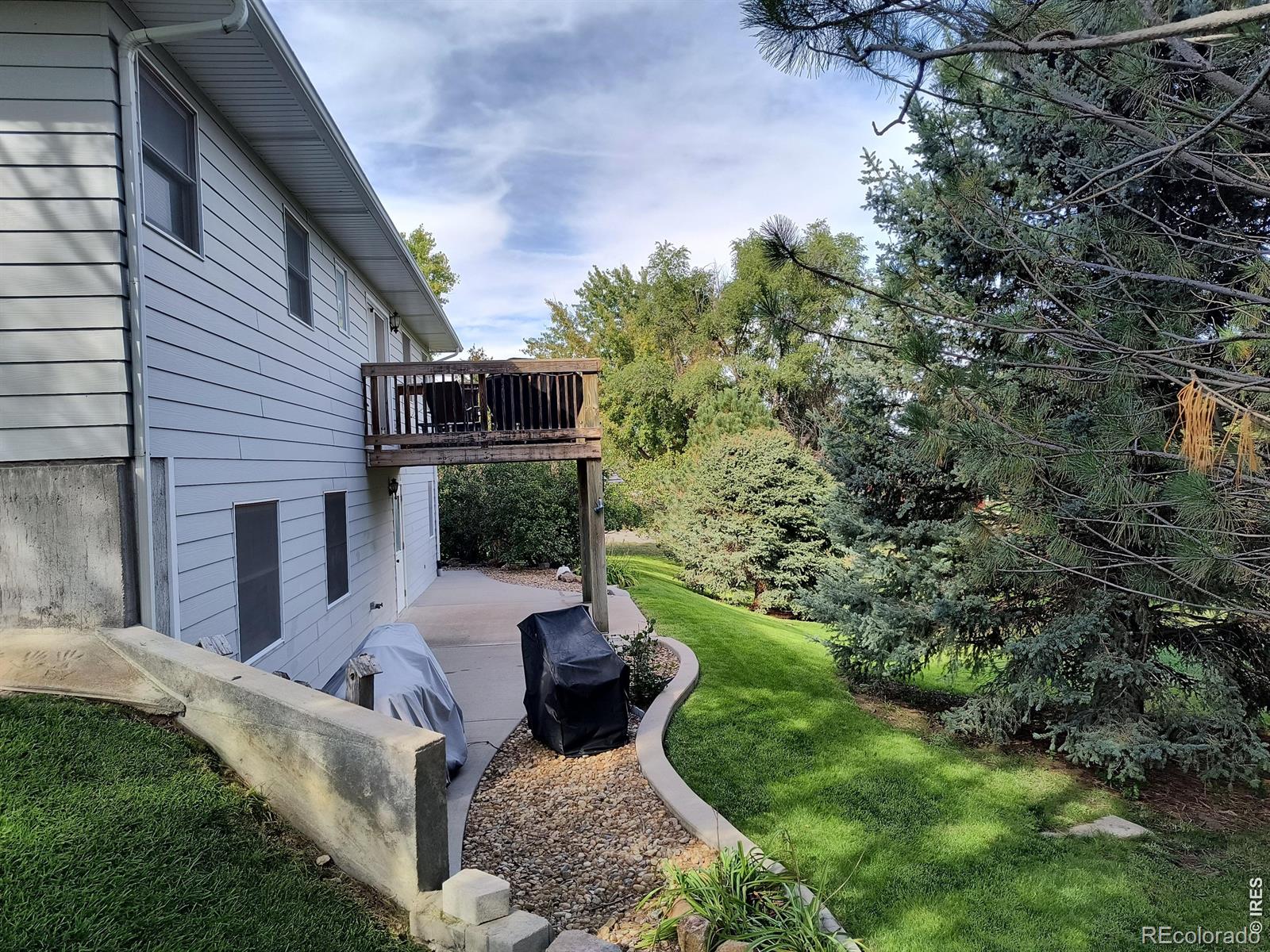 1230 Lincoln St, Wray, CO 80758