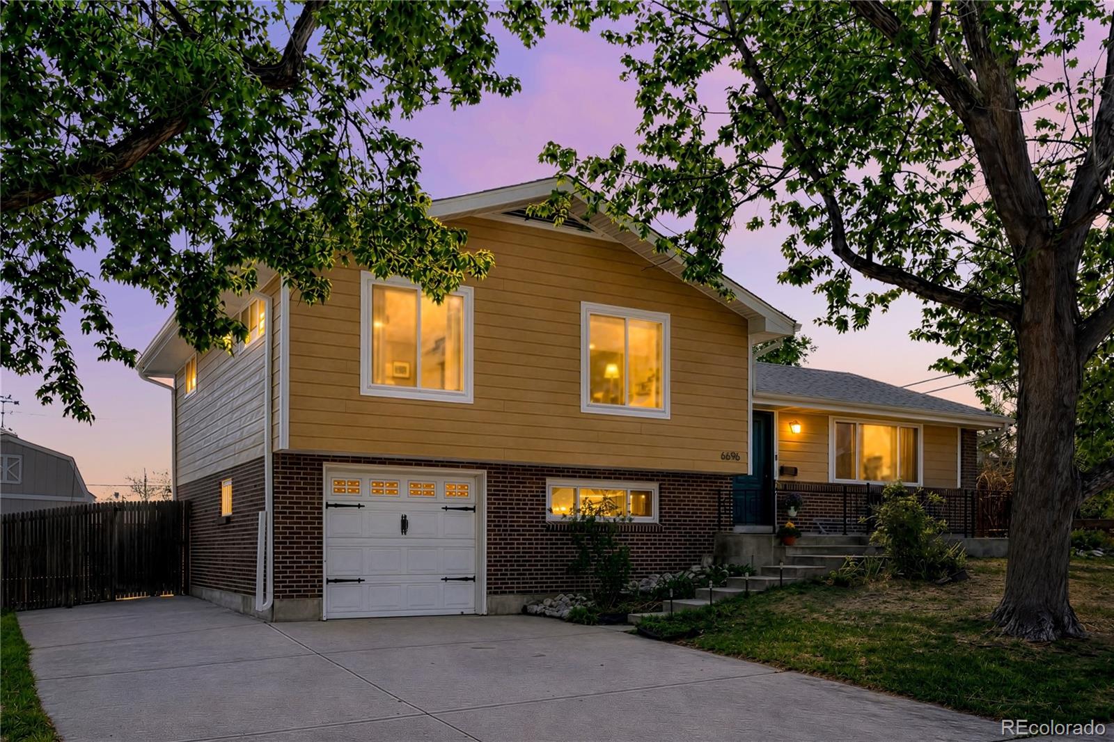 6696 S Kit Carson St, Centennial, CO 80121