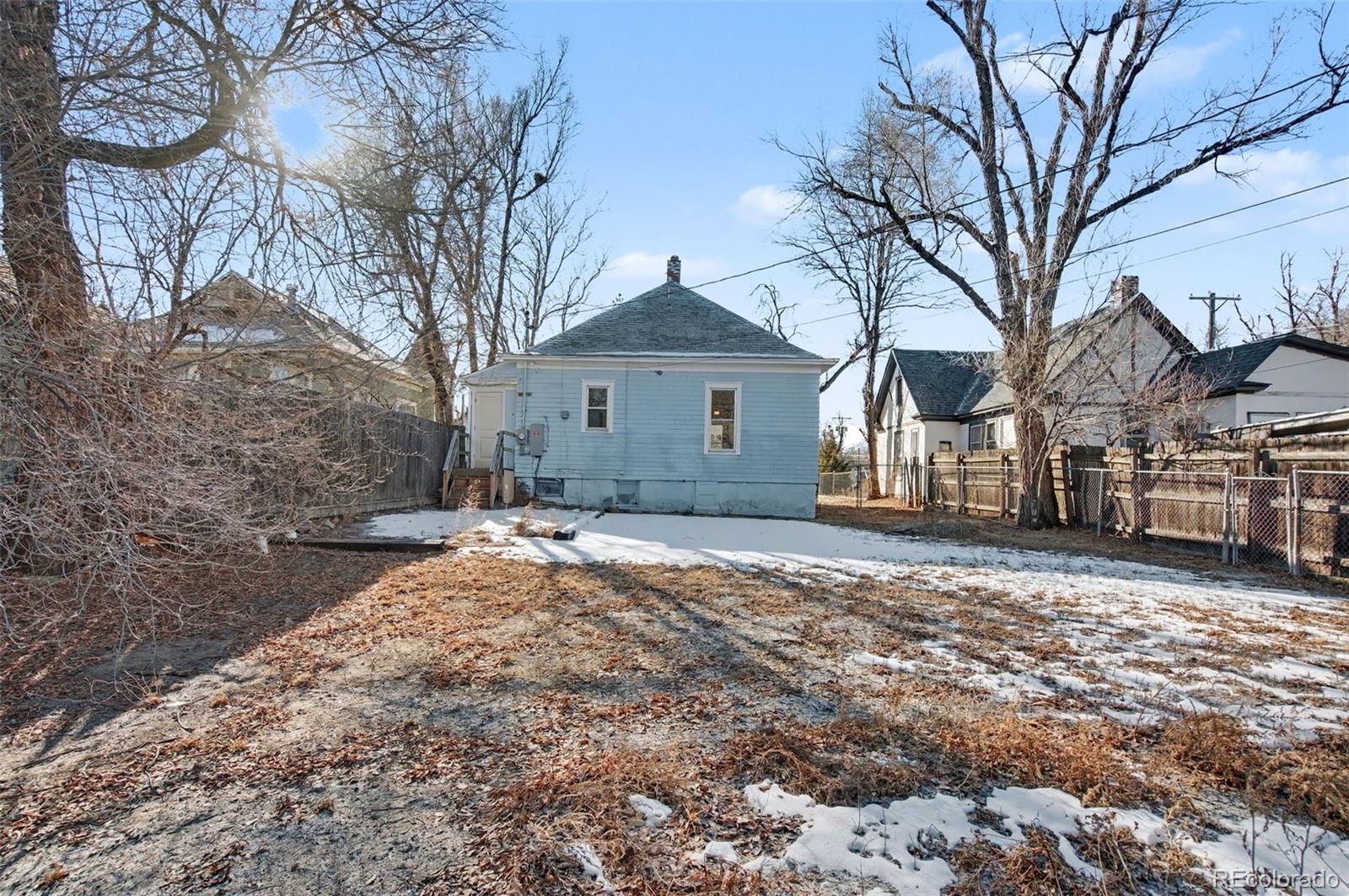 808 E Monument St, Colorado Springs, CO 80903