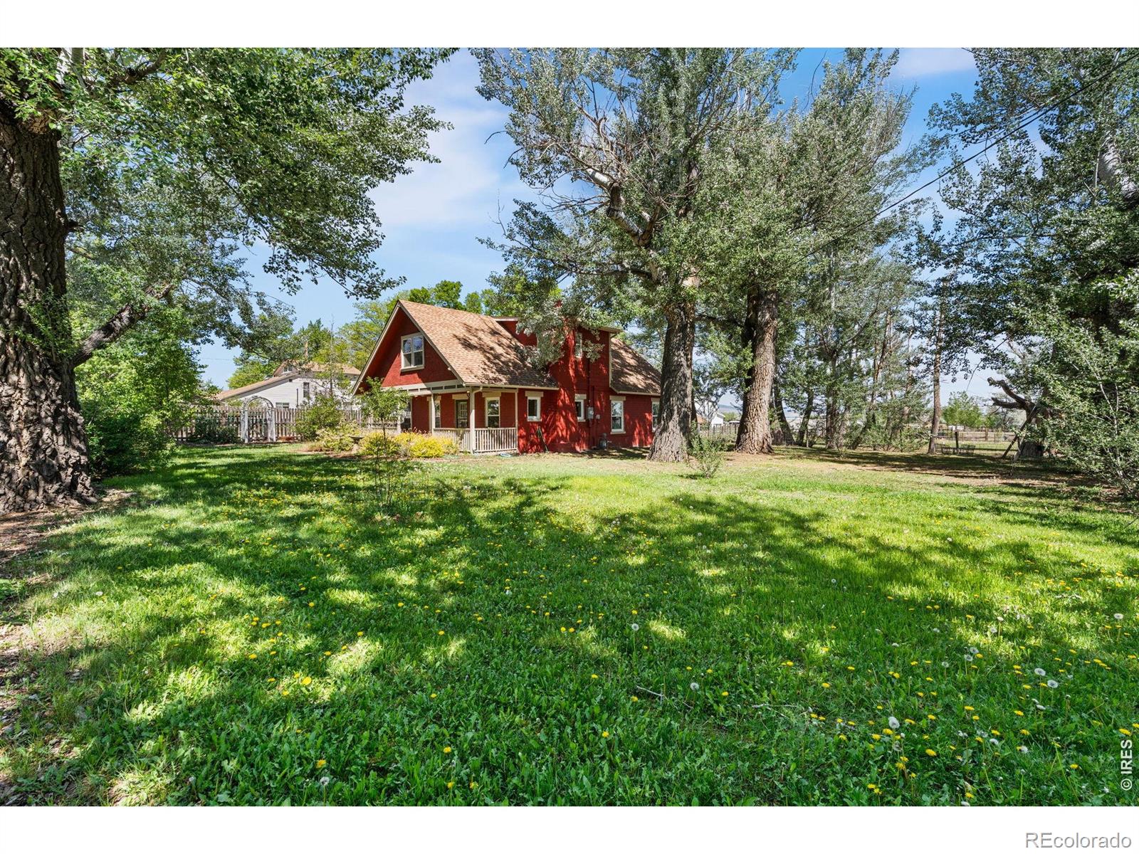 439 42nd St SW, Loveland, CO 80537