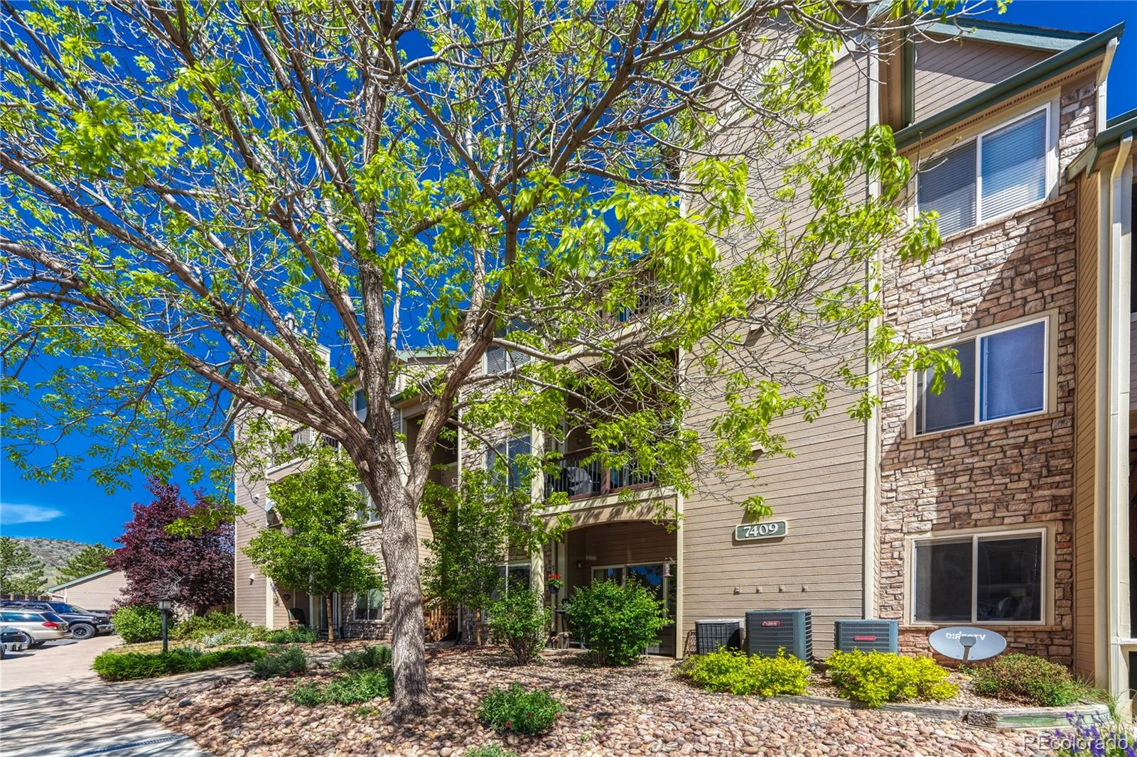 7409 S Alkire St #103, Littleton, CO 80127