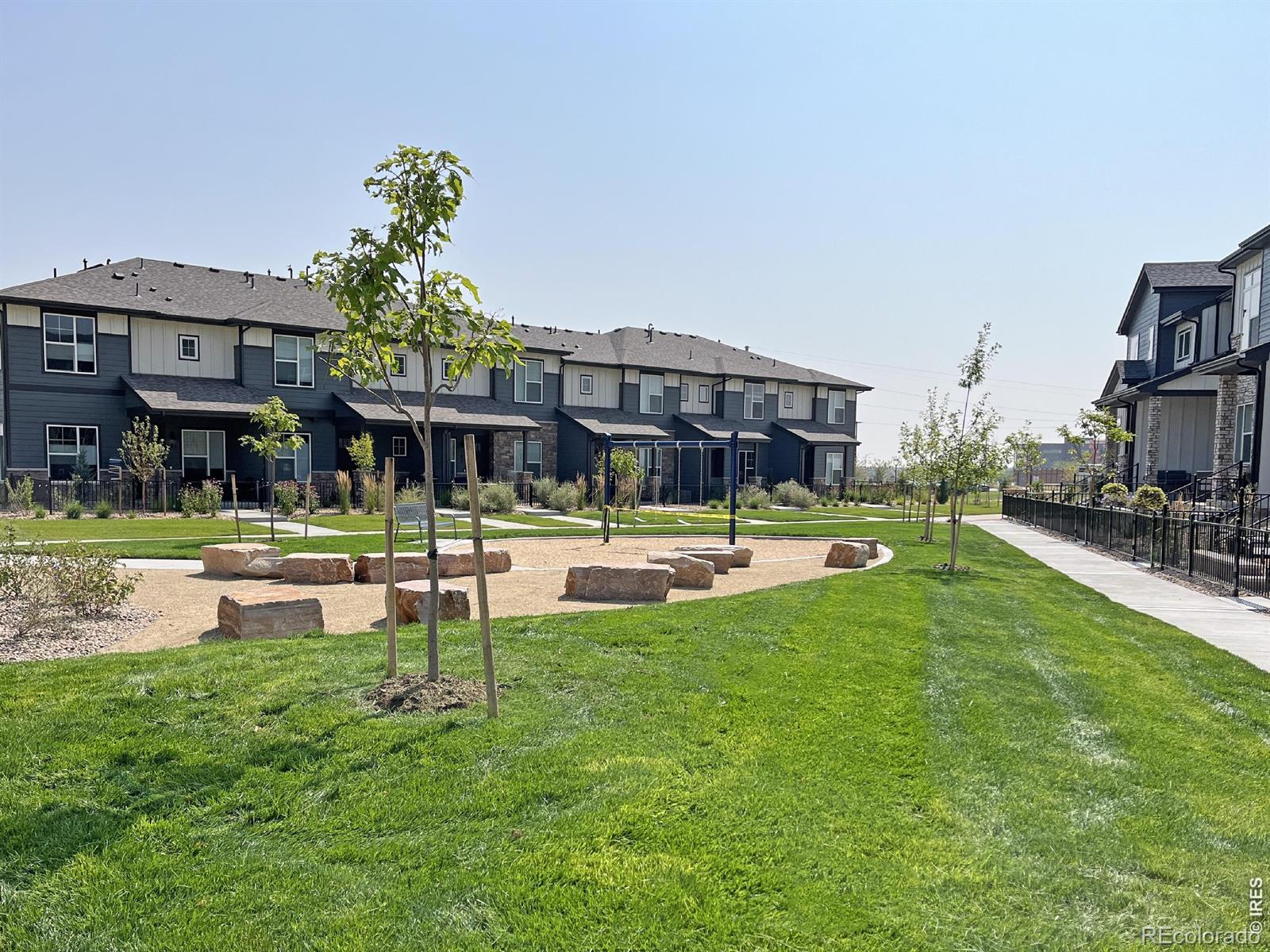265 High Point Dr #102, Longmont, CO 80504