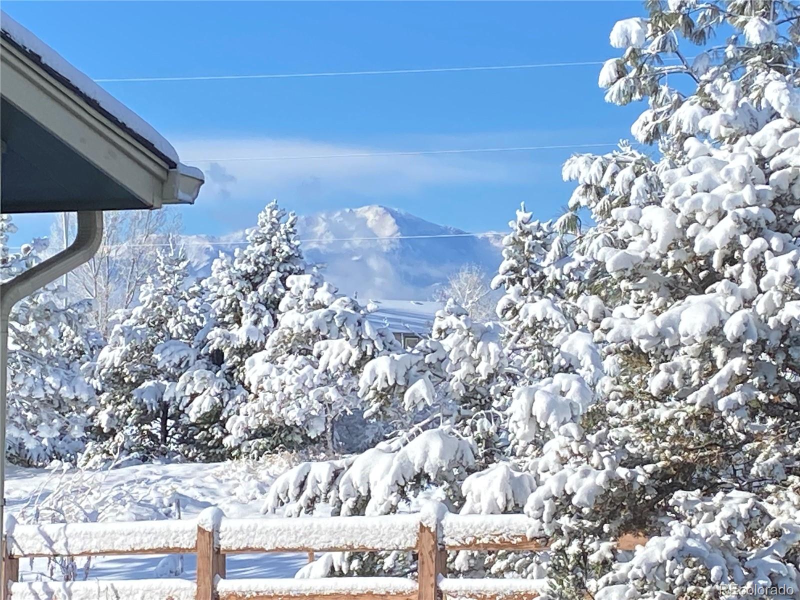 8122 Winding Passage Dr, Colorado Springs, CO 80924