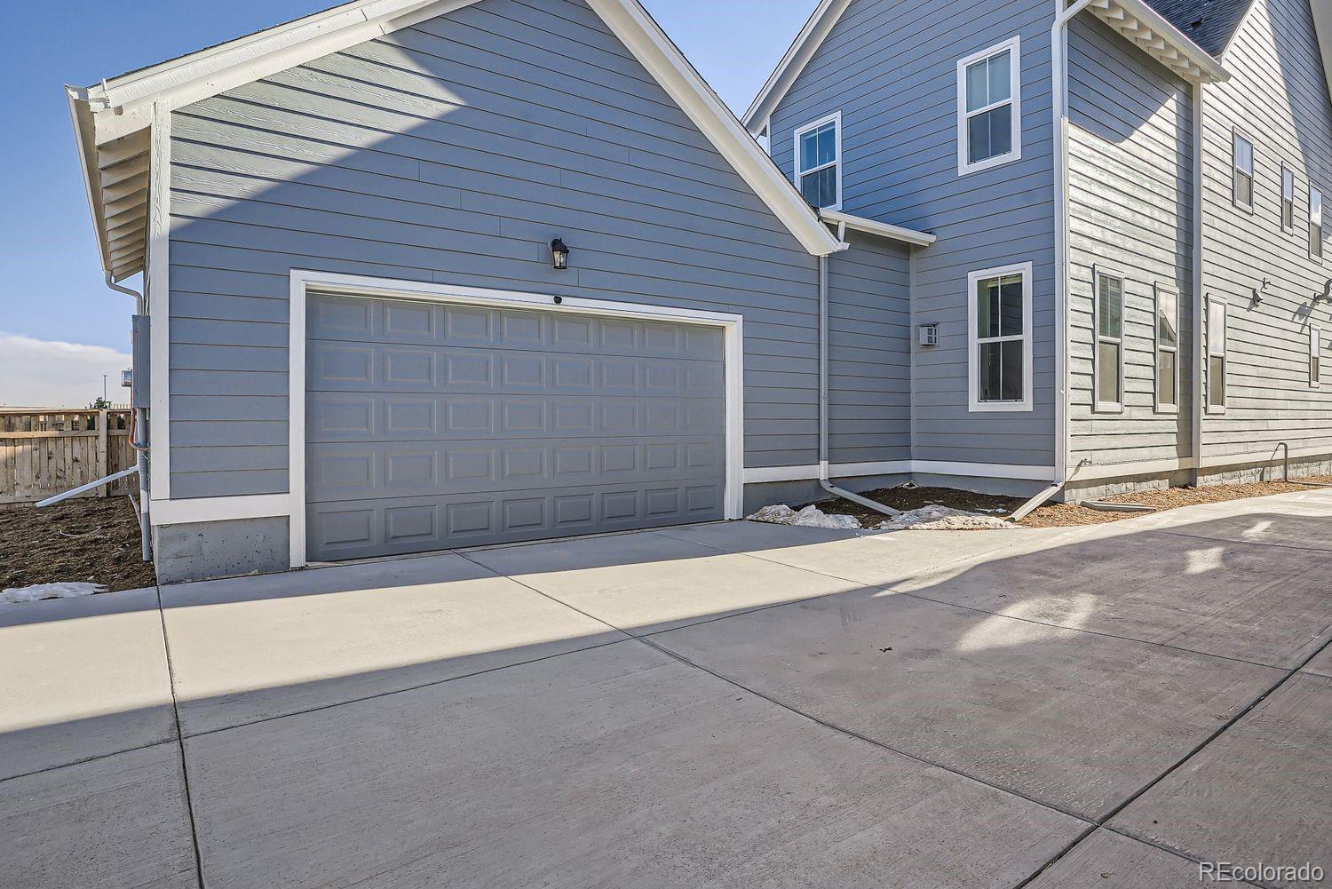21235 E 61st Dr, Aurora, CO 80019