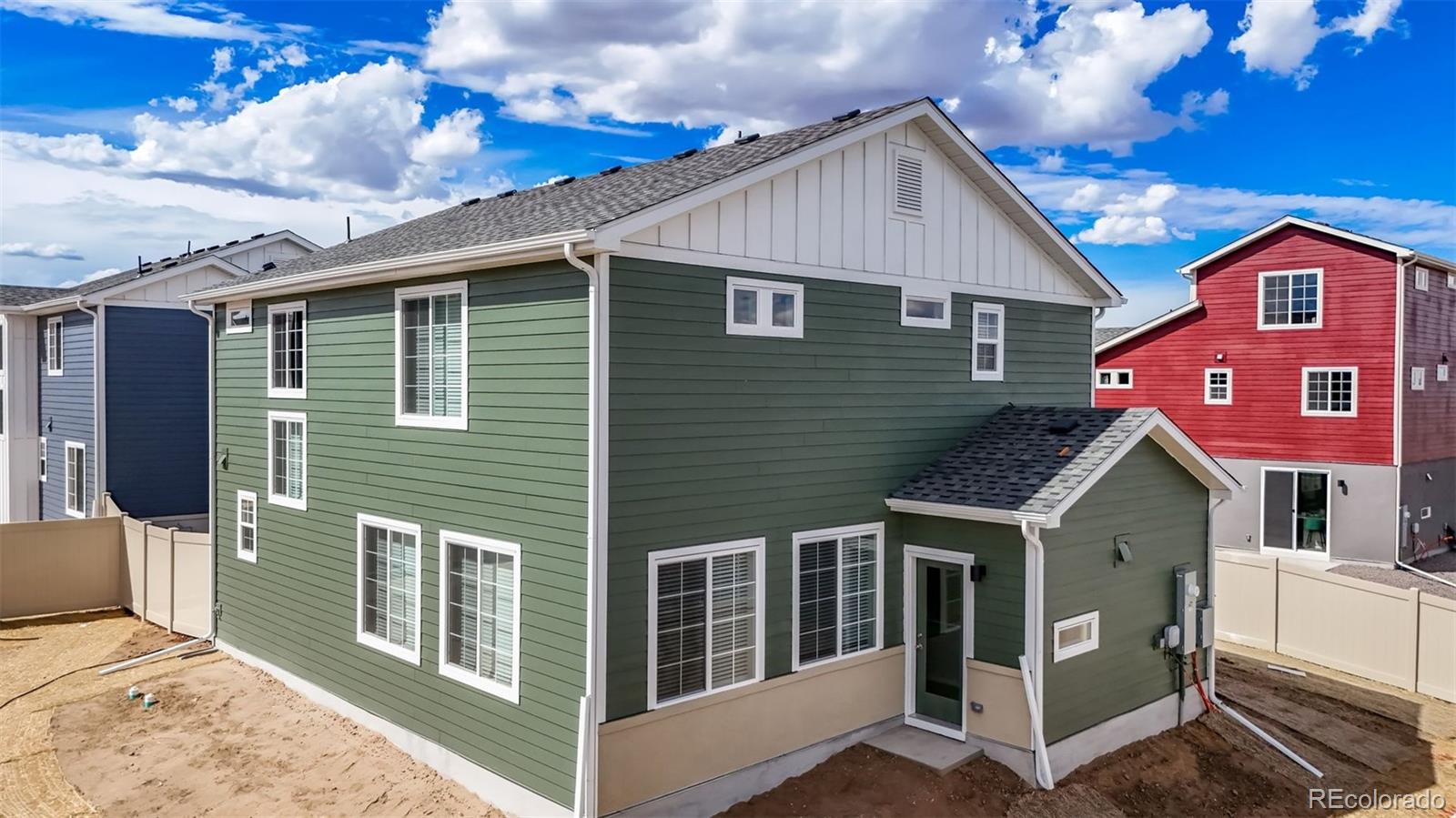 21852 E 46th Pl, Aurora, CO 80019