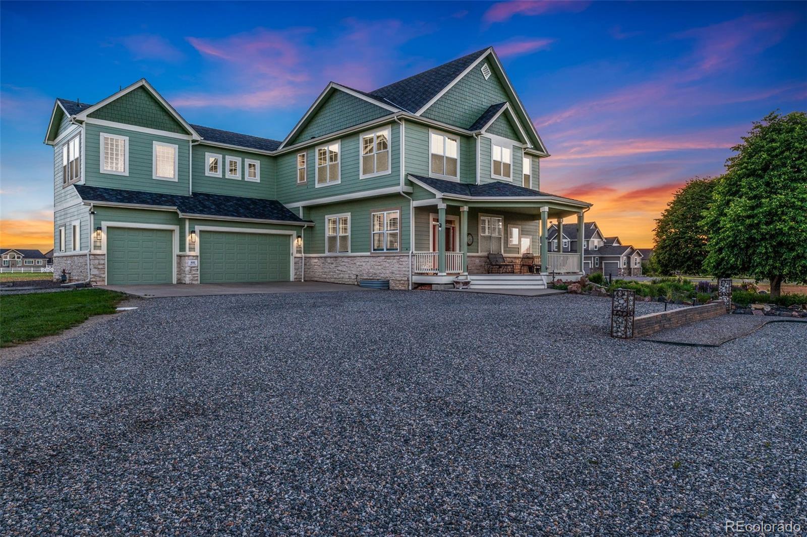 881 Kirby Ct, Watkins, CO 80137