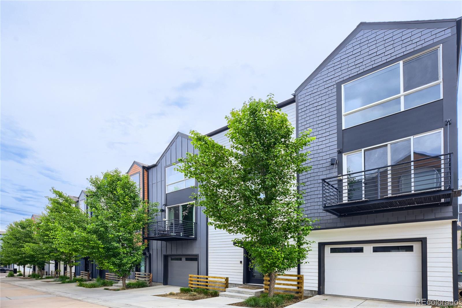 5566 W 11th Pl, Lakewood, CO 80214