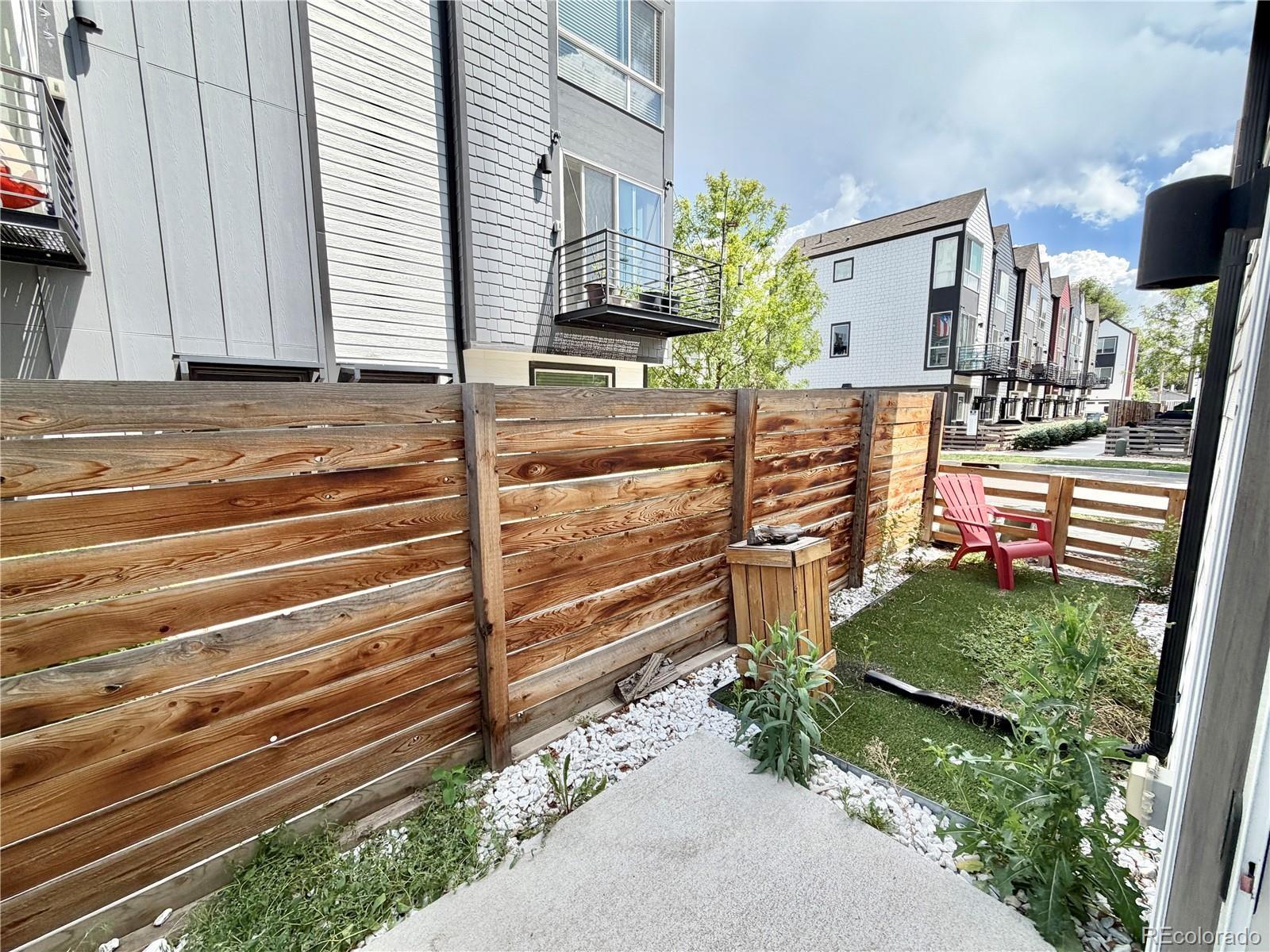 5566 W 11th Pl, Lakewood, CO 80214