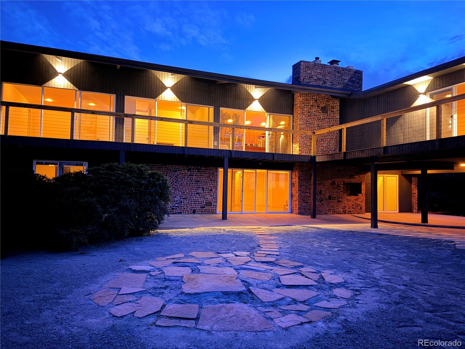13935 W Center Dr, Lakewood, CO 80228