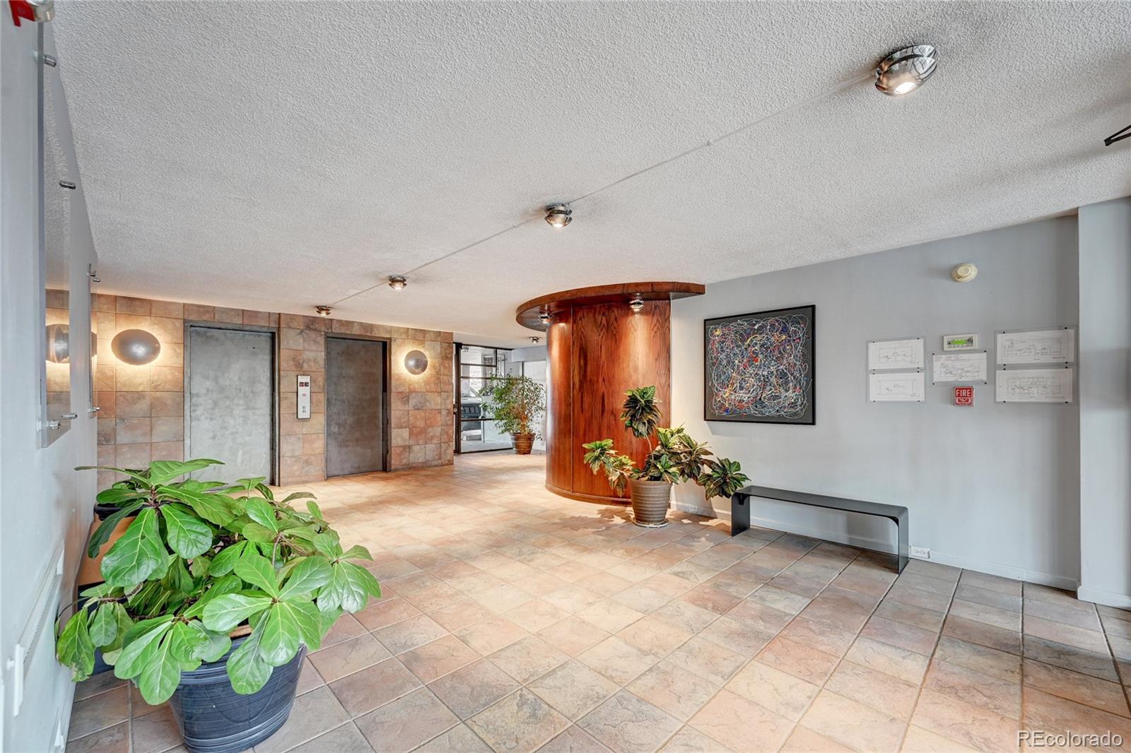 909 N Logan St #3C, Denver, CO 80203