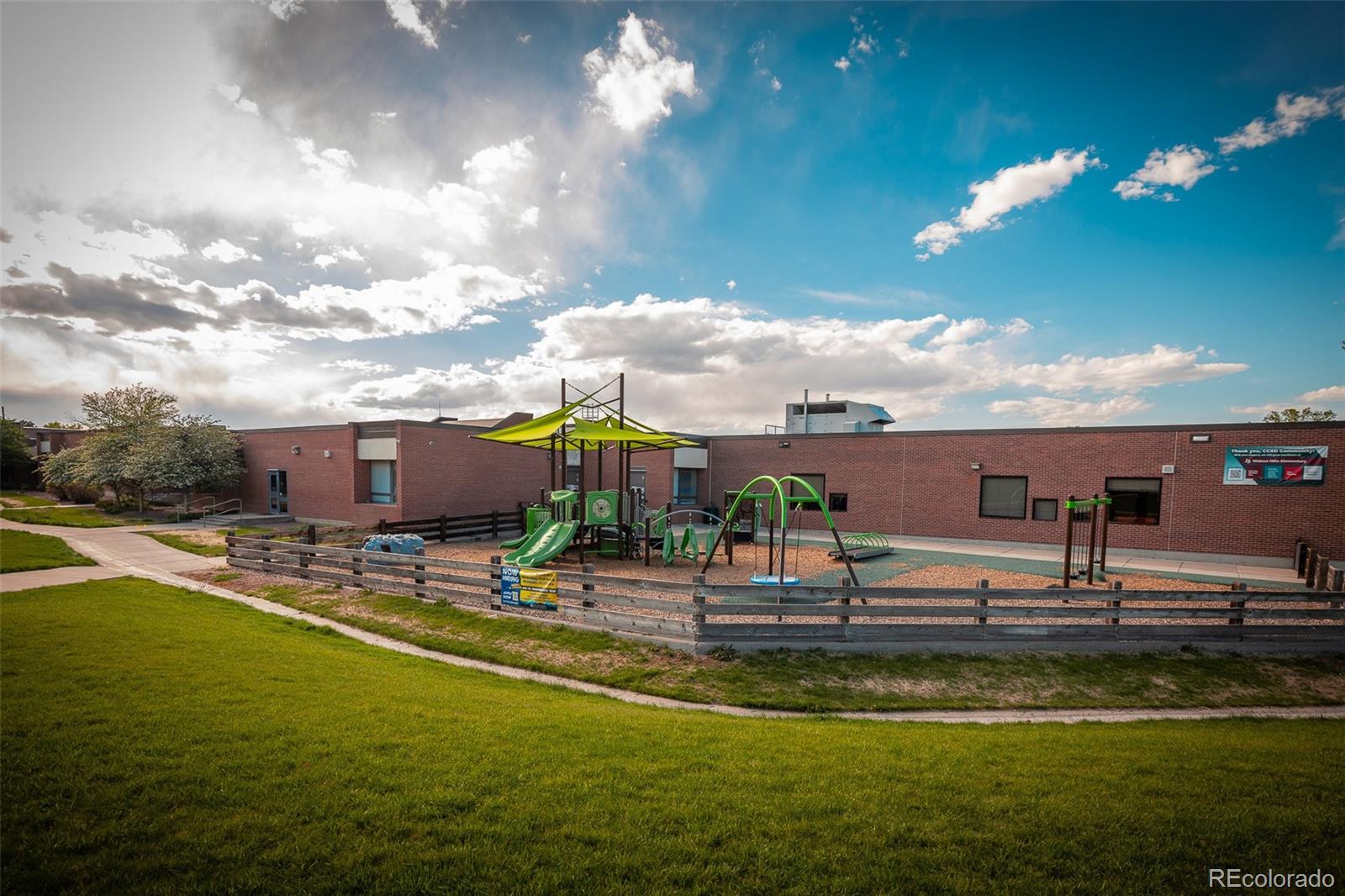 7022 S Tamarac St, Centennial, CO 80112