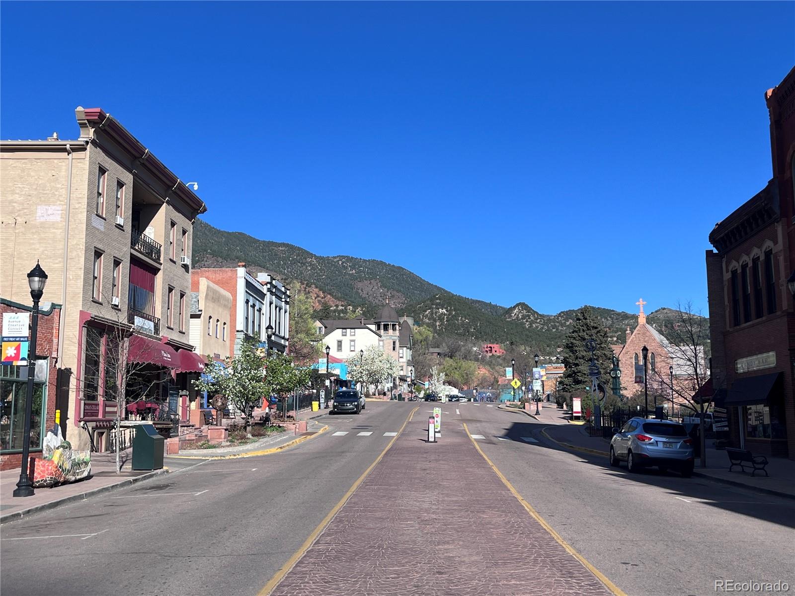 129 Ruxton Ave, Manitou Springs, CO 80829
