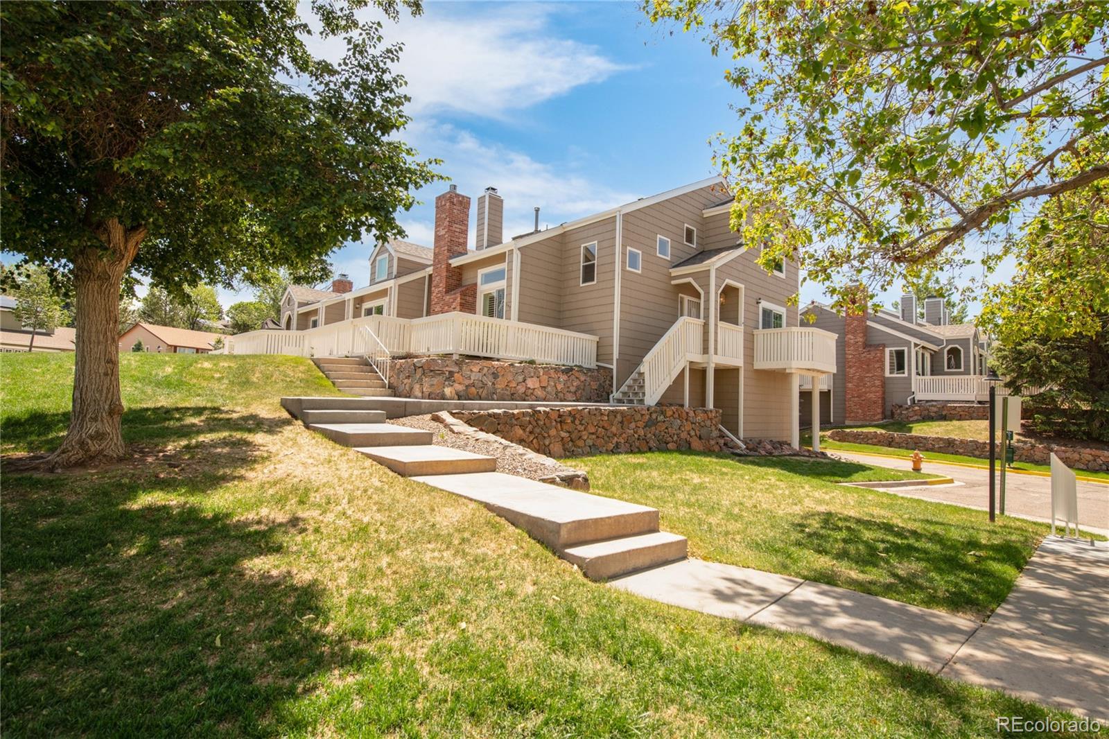155 Blue Spruce Ct, Highlands Ranch, CO 80126