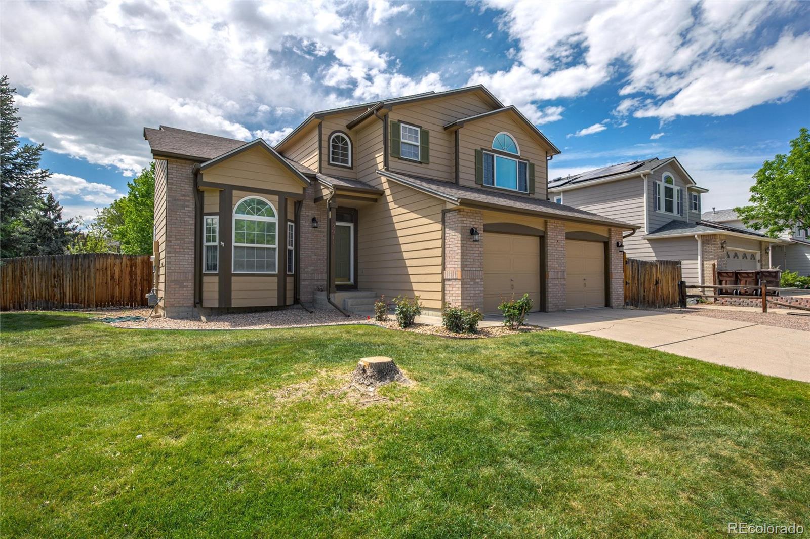 2911 N Princess Cir, Broomfield, CO 80020