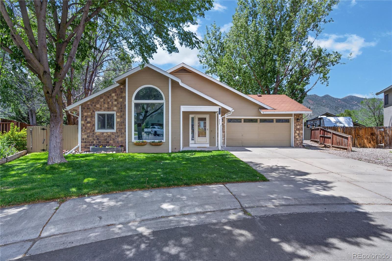 463 Palmetto Dr, New Castle, CO 81647
